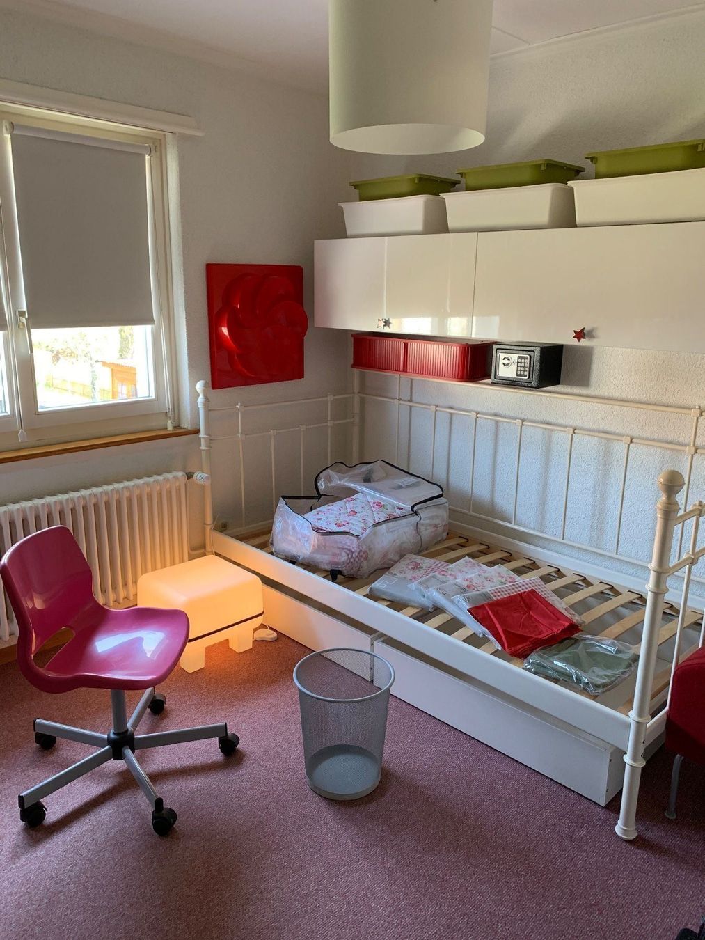 Ikea Bett *Schrank *Boxen *Bild *Lampe kaufen auf Ricardo