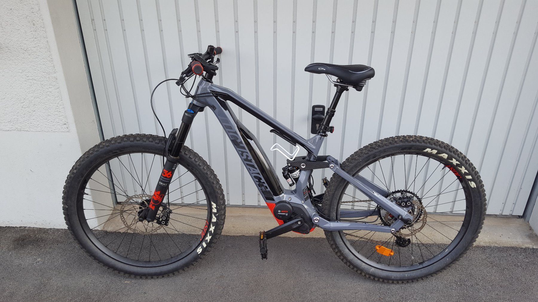 mustache samedi 27 race 6