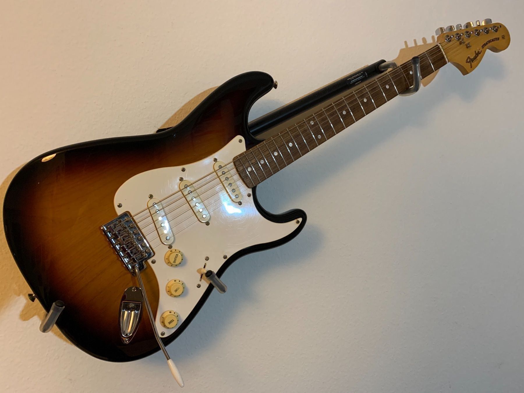 Fender Squier Stratocaster M Fender Logo Kaufen Auf Ricardo