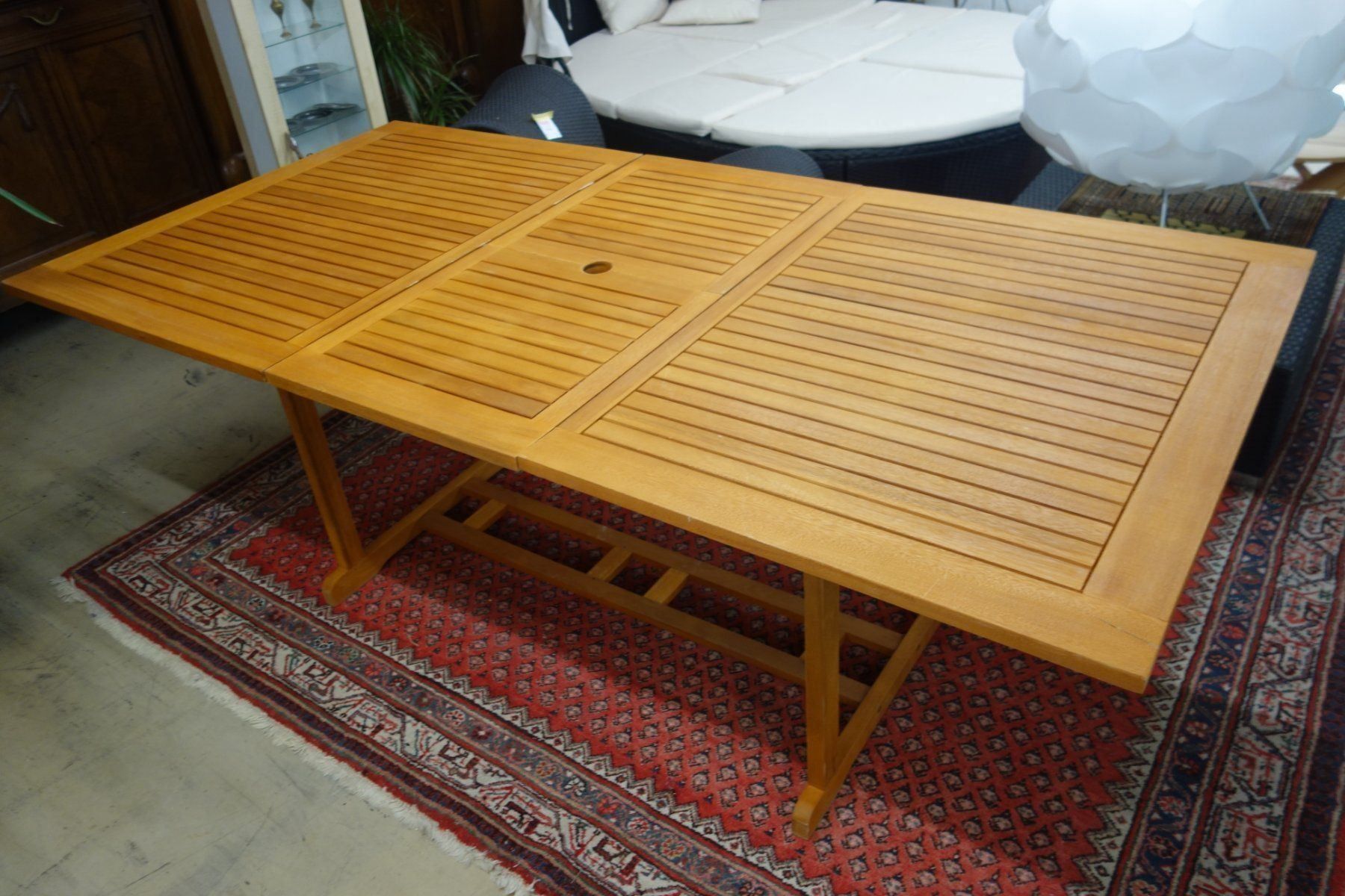 ausziehbarer Gartentisch - Sehr Gut | Kaufen auf Ricardo