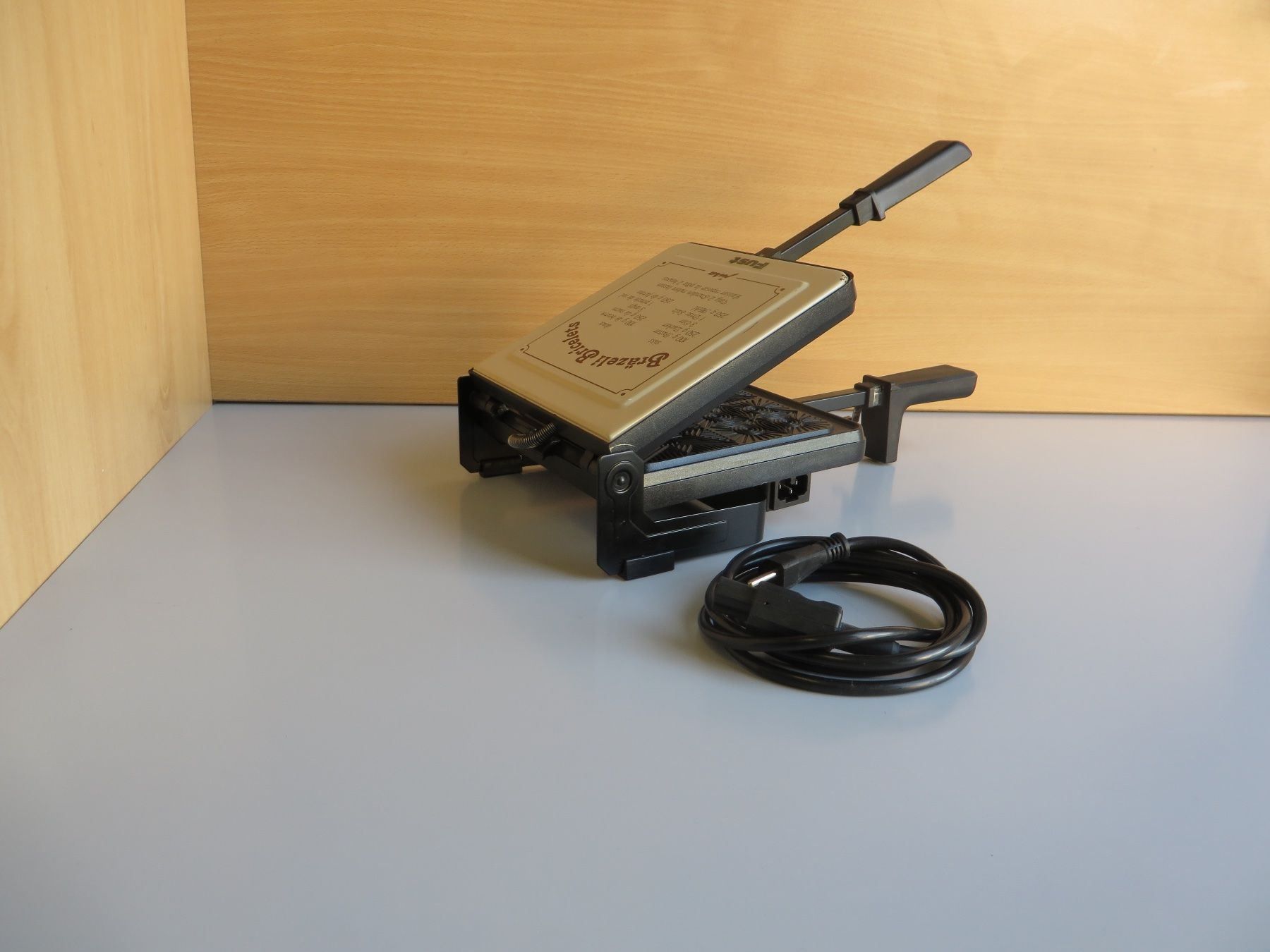 Fer à bricelets Jura type 142 Acheter sur Ricardo