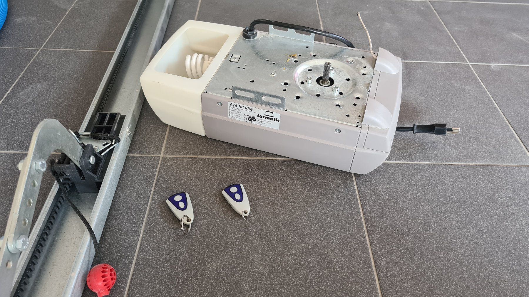 ab 1.- !! Qualitäts Garagentorantrieb | Kaufen auf Ricardo