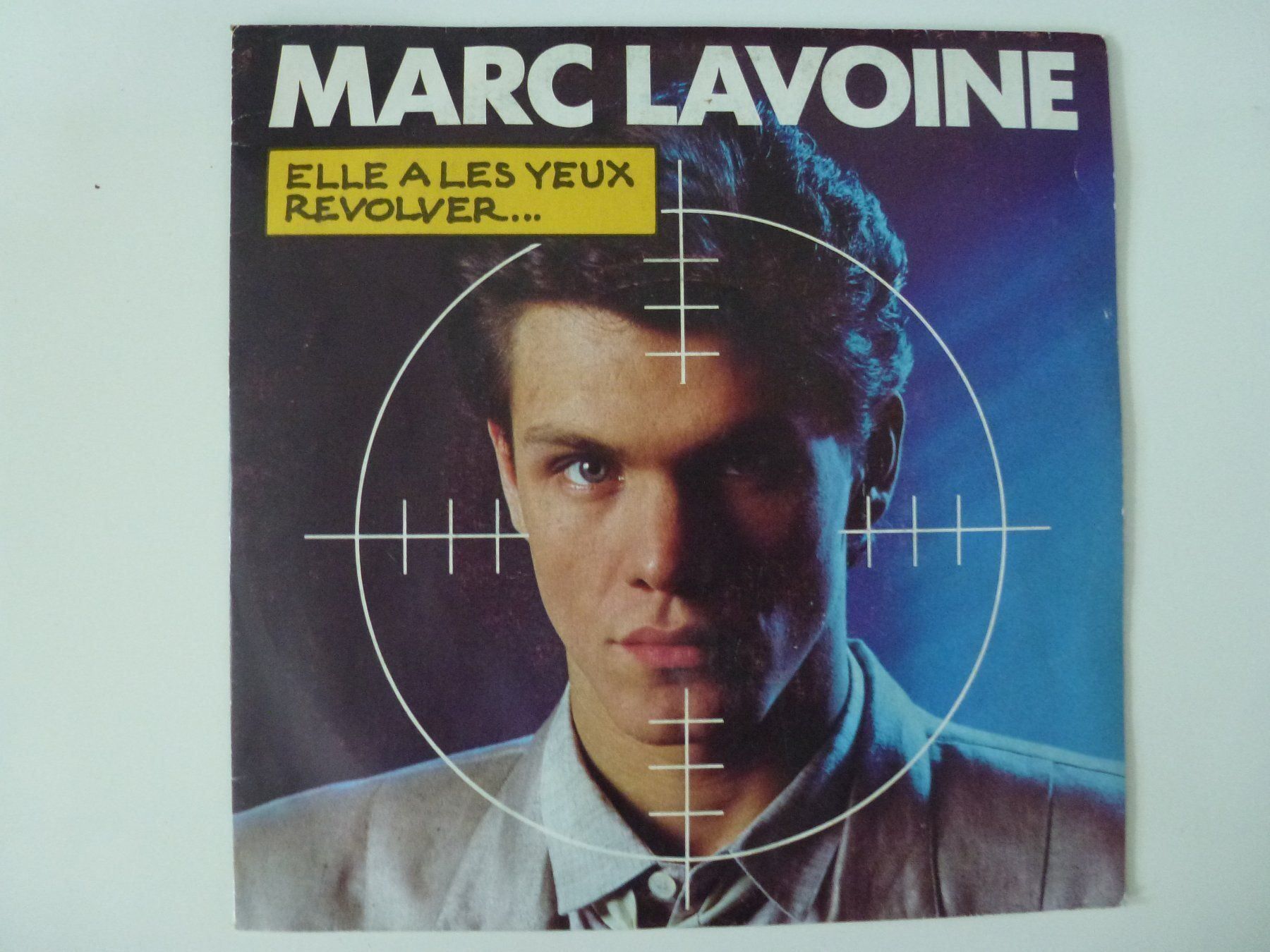 Marc Lavoine Elle A Les Yeux Revolver Kaufen Auf Ricardo Même si j'ai envie de toi même si tu sens mon cœur qui bat si je veux du bout des doigts coucher avec toi même si je suis sincère même si tu peux lire dans mes yeux clairs. ricardo