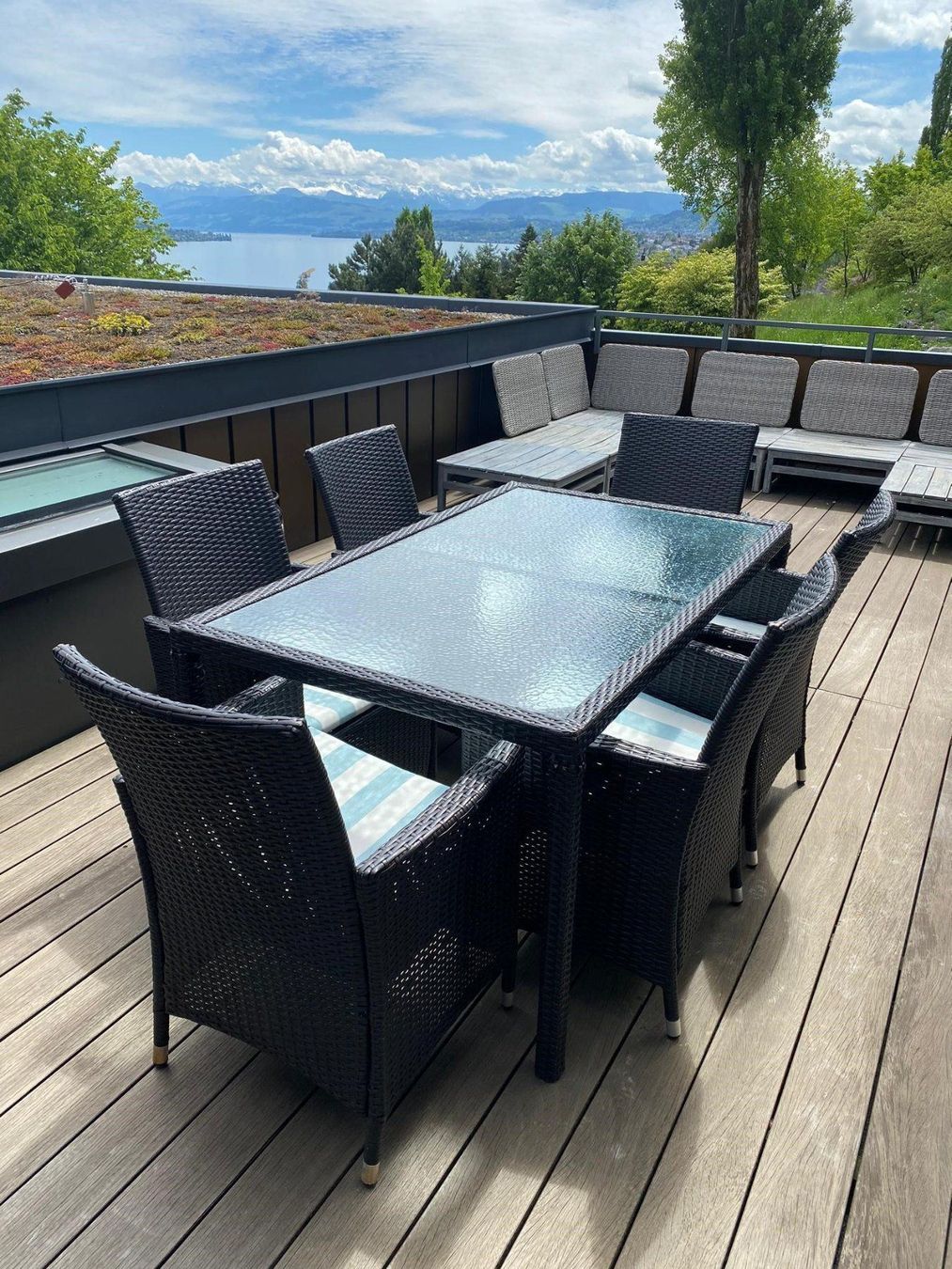 Gartentmöbel Rattan Tisch + 6 Stühle kaufen auf Ricardo