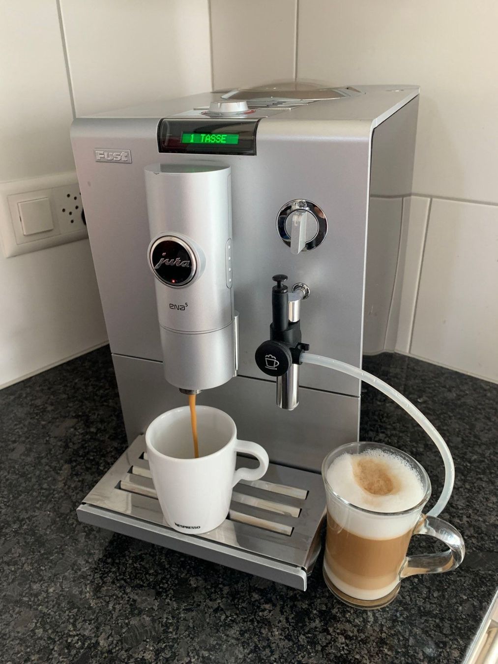 Jura ENA 5 in gutem Zustand Kaufen auf Ricardo