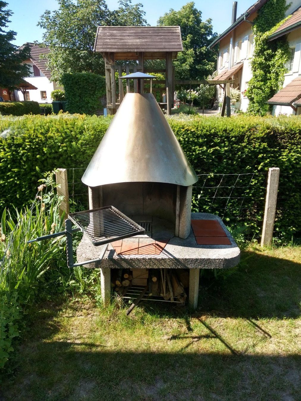 Garten Cheminée Ofen mit Grill kaufen auf Ricardo