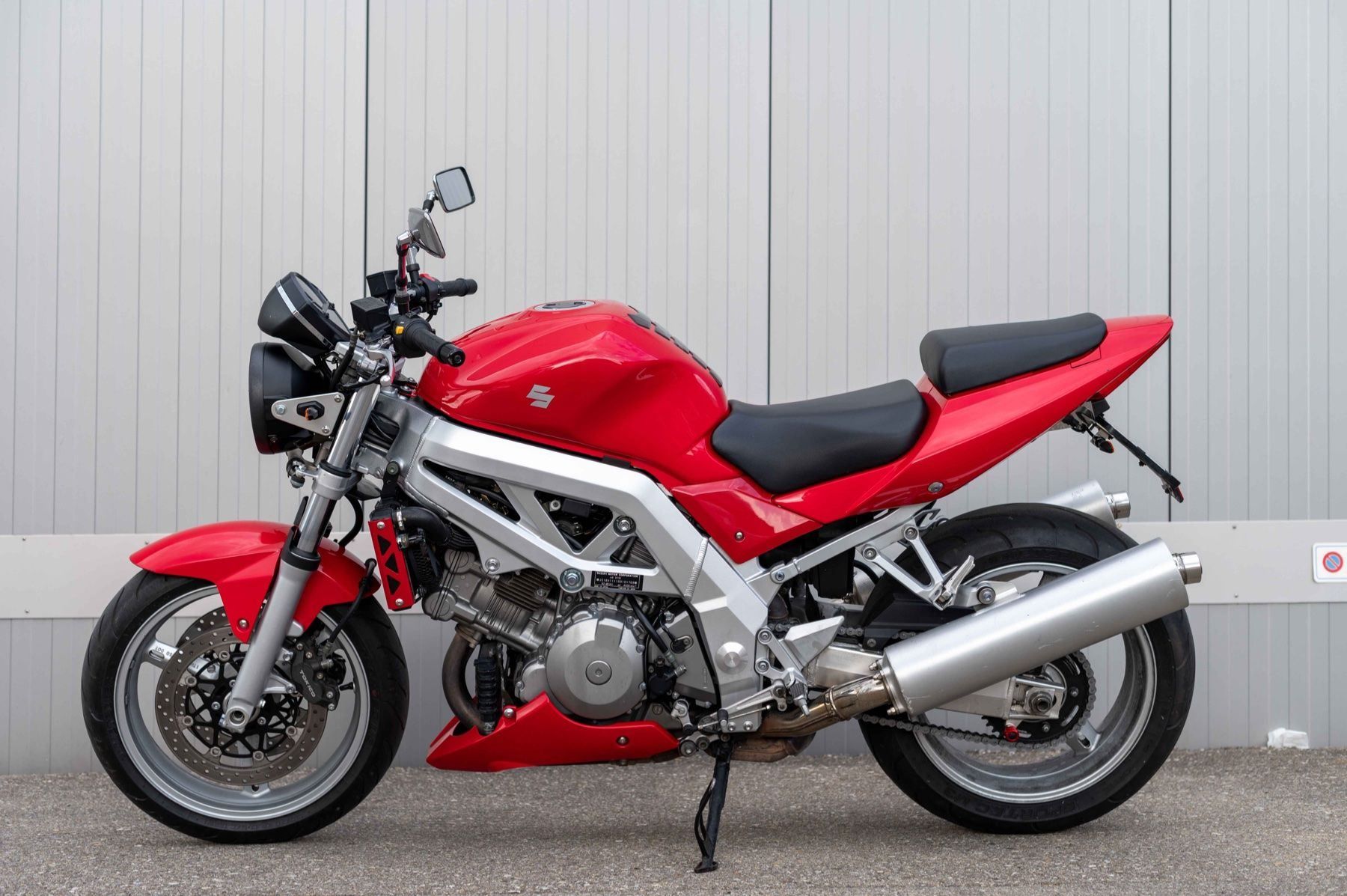 Suzuki sv плуг