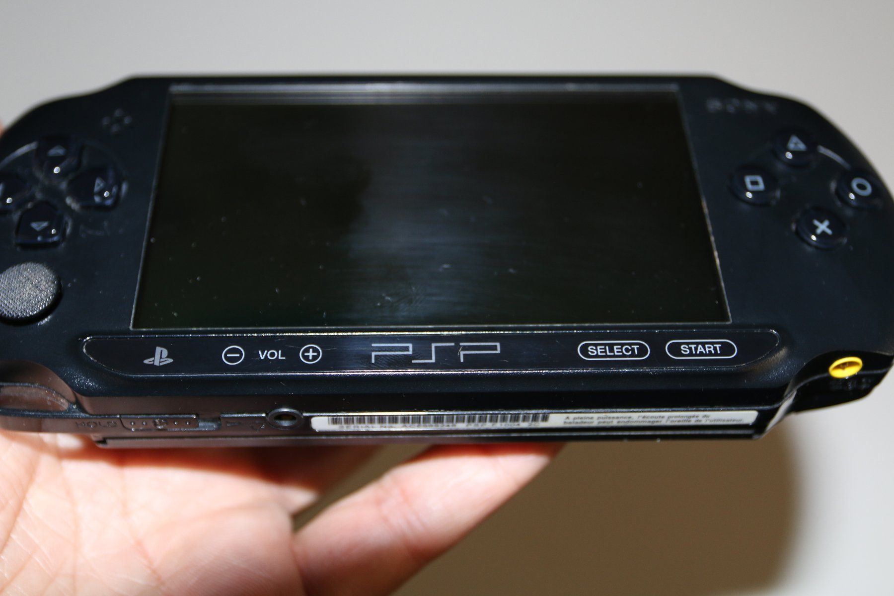 Psp 1004 не включается