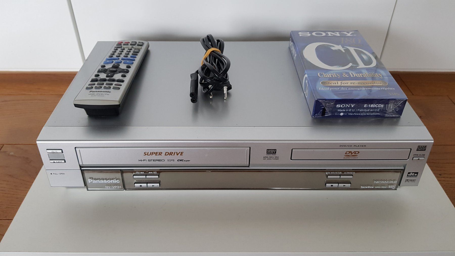 Panasonic］NV-VP35F VHS／DVDレコーダー+aus.com.br