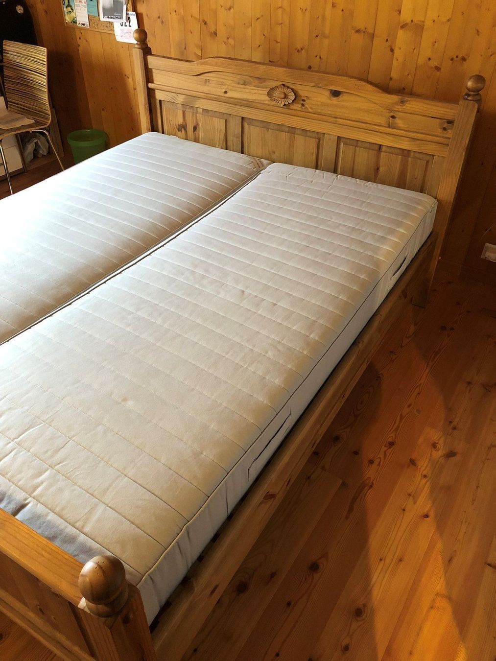 Doppelbett mit Matratzen und Lattenroste kaufen auf Ricardo