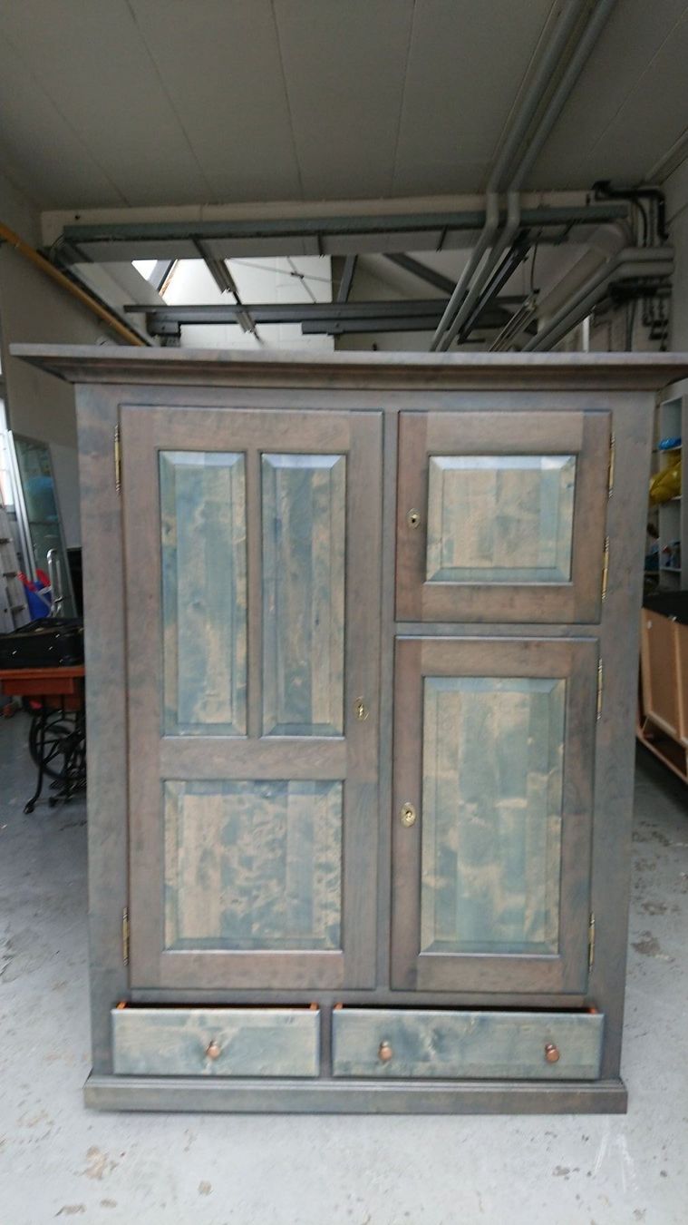 Schrank mit 2 Schubladen kaufen auf Ricardo