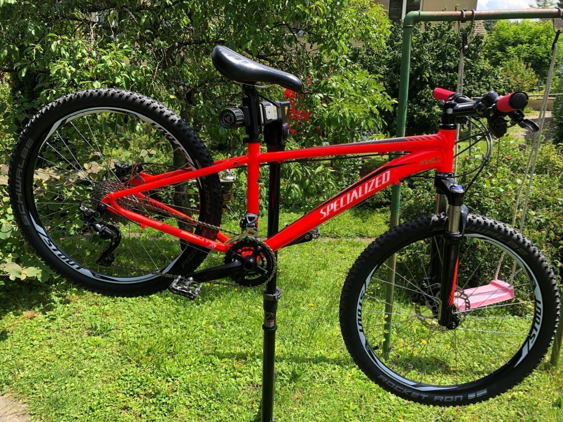 specialized hotrock pro