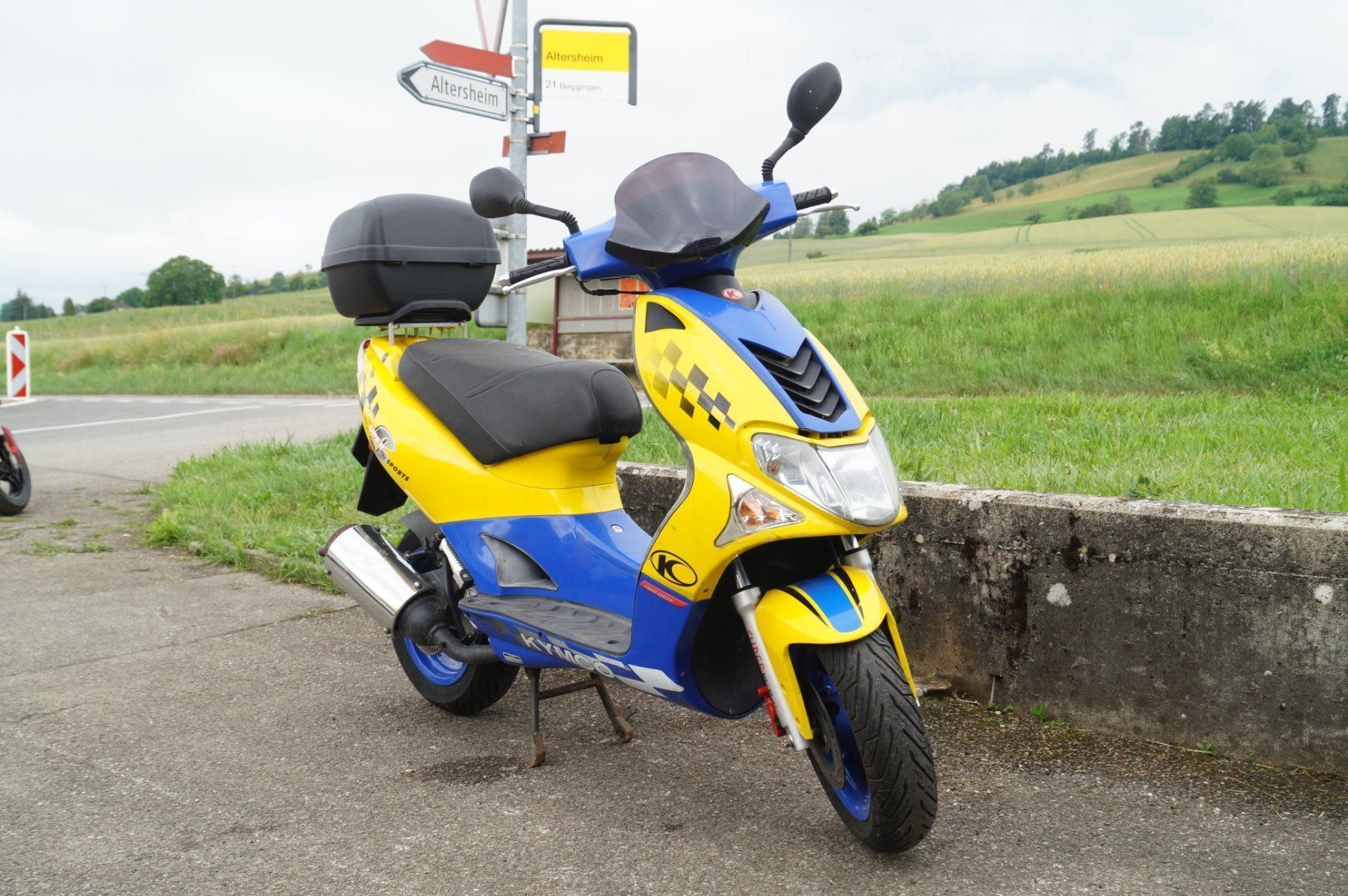 Kymco Super 9 50ccm Roller (Ref-Nr.0105) kaufen auf Ricardo