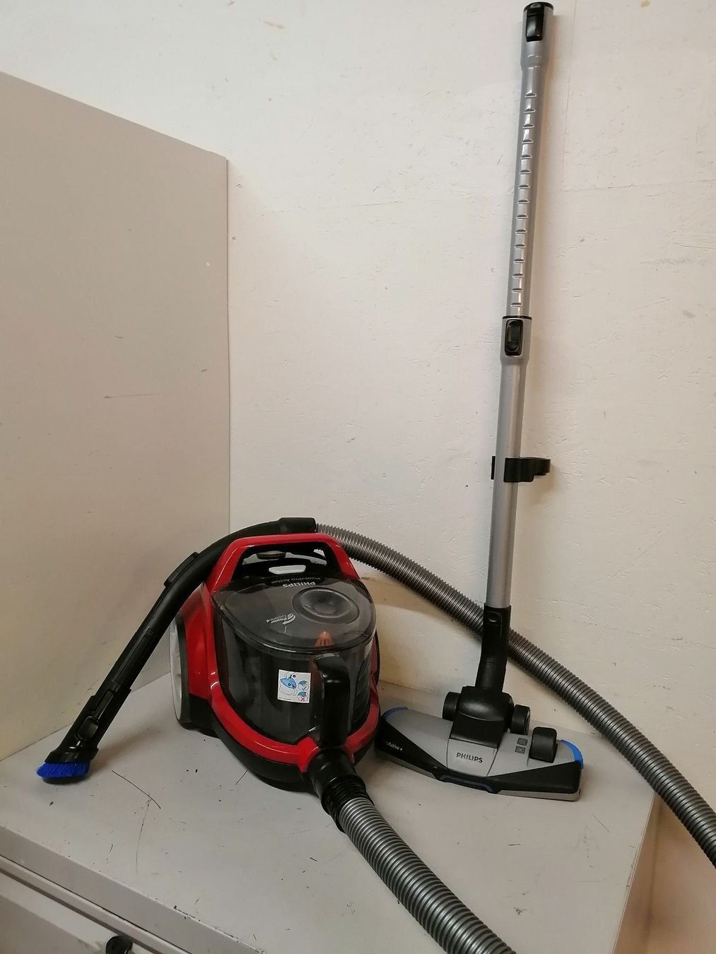 Philips Power Pro Active Cyclone | Kaufen auf Ricardo