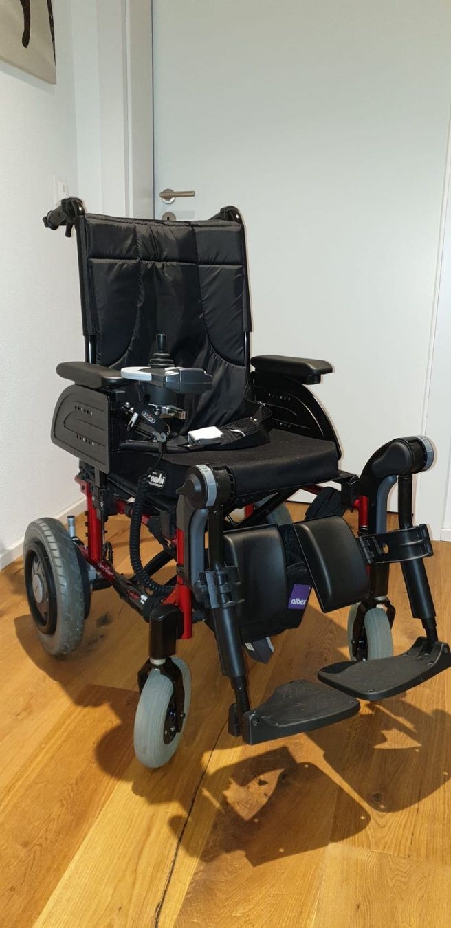 Fauteuil Roulant Electrique Invacare Esprit Action 4