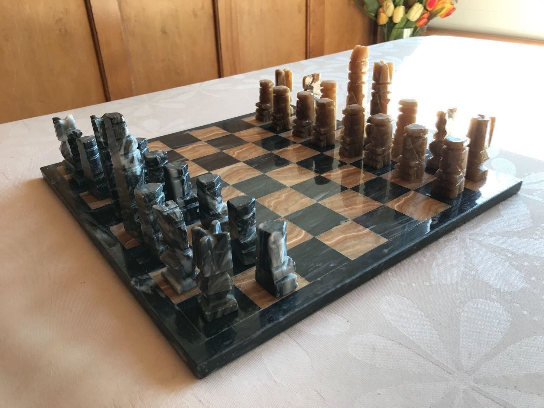 Schach Schachbrett und Figuren aus Onyx kaufen auf Ricardo