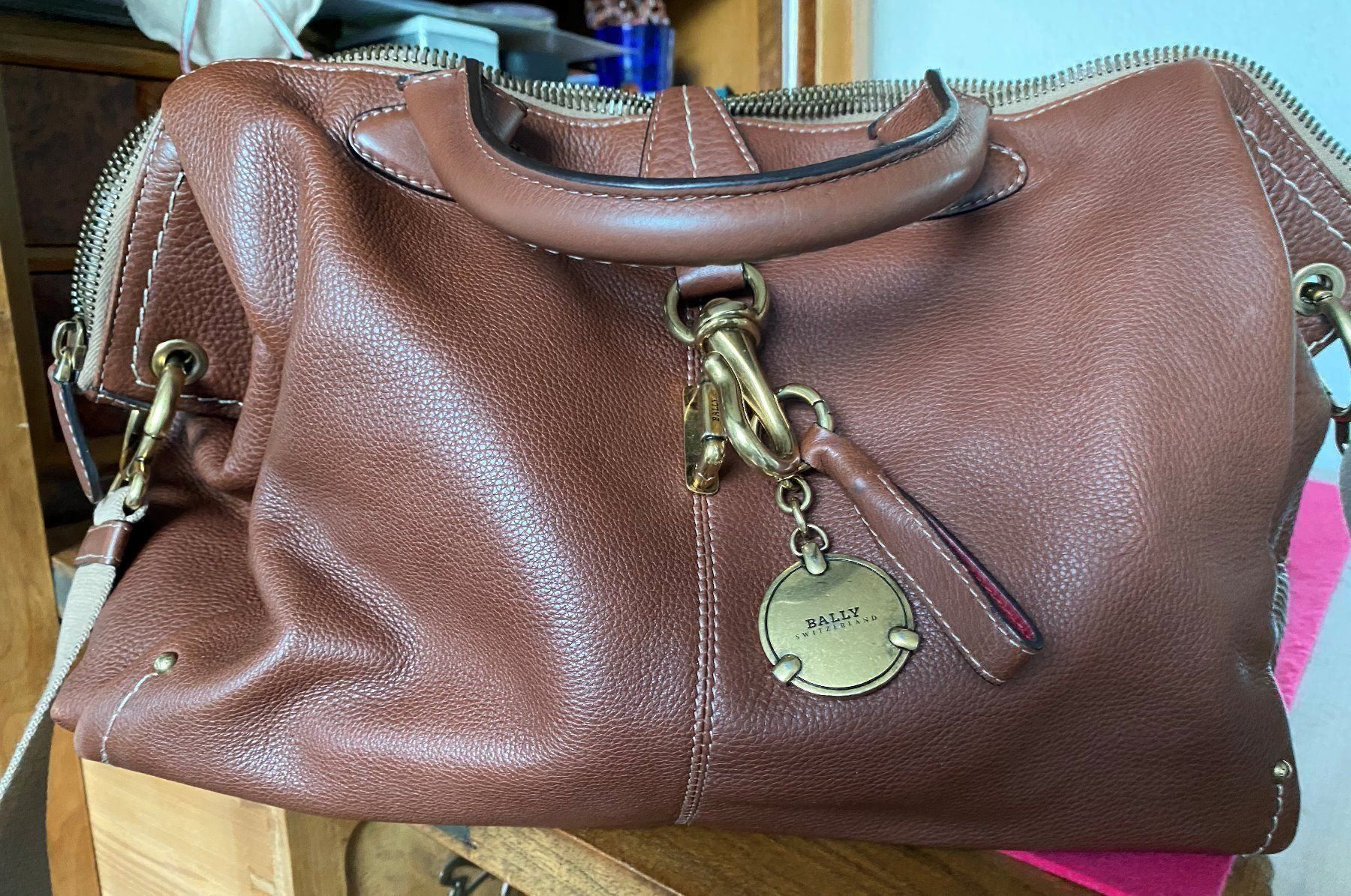  Bally Tasche  kaufen auf Ricardo