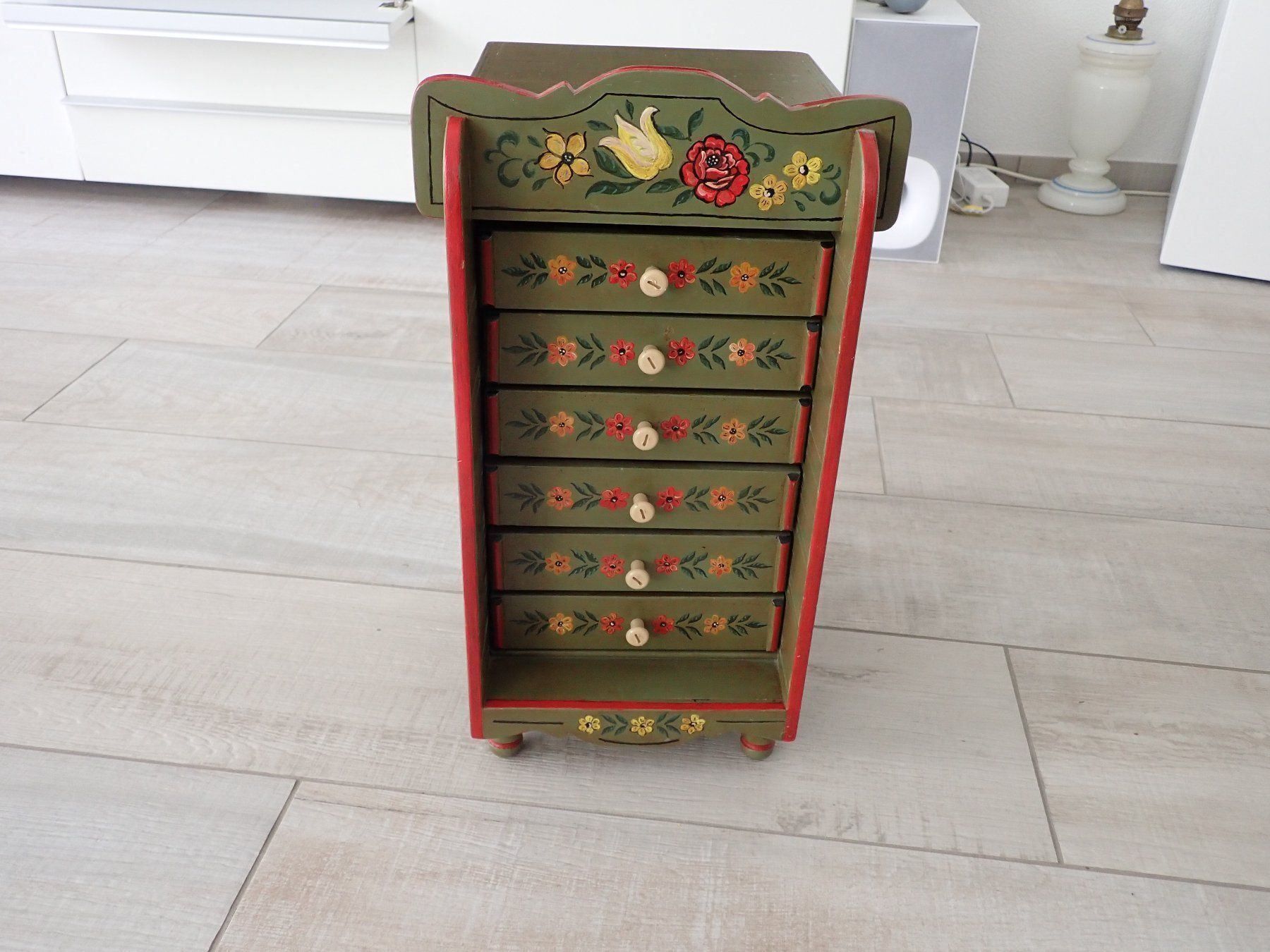 Handgemalene Kleiner Schrank Schubladen Kaufen Auf Ricardo