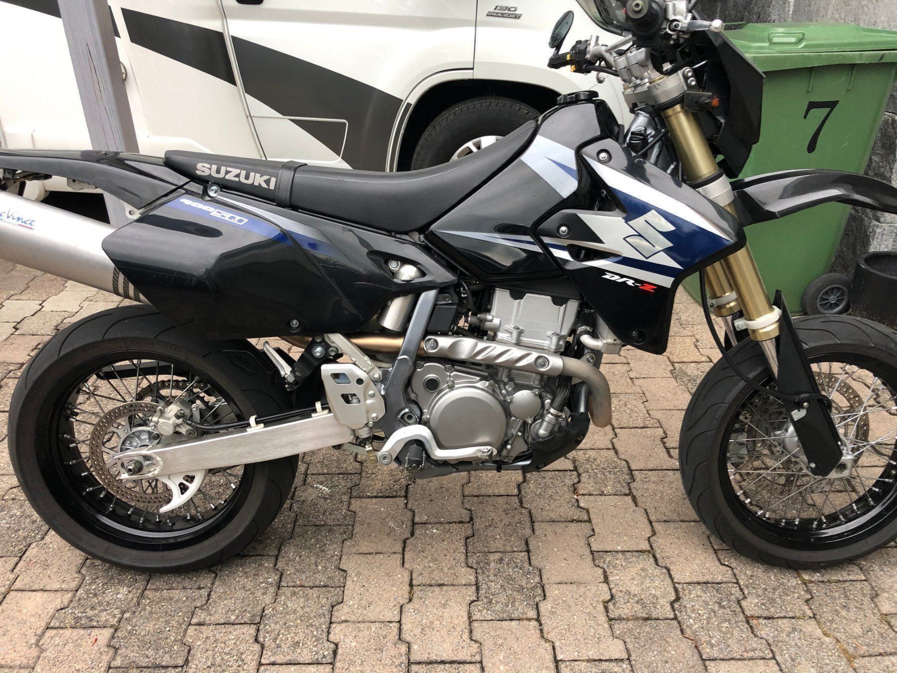 Suzuki drz 400 запчасти