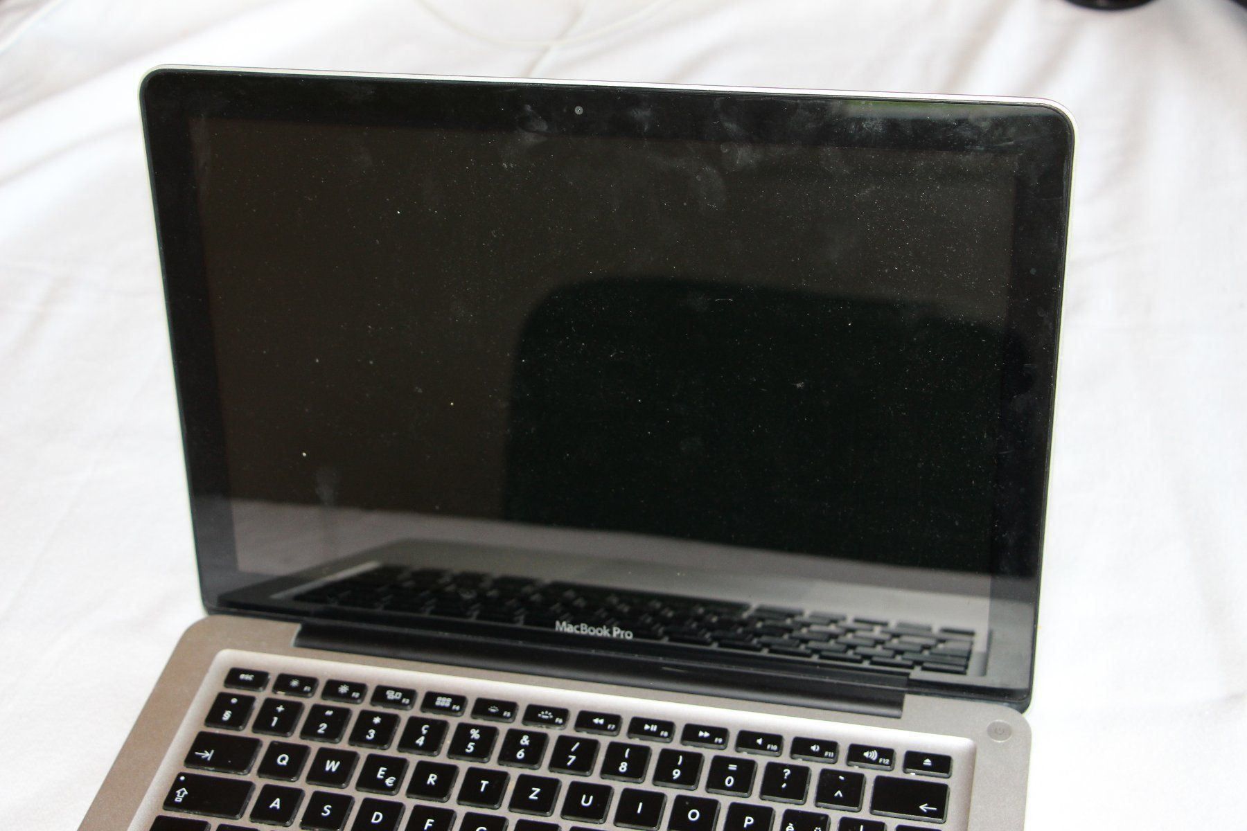 Macbook Pro 13 Zoll Mitte 2012 Kaufen Auf Ricardo
