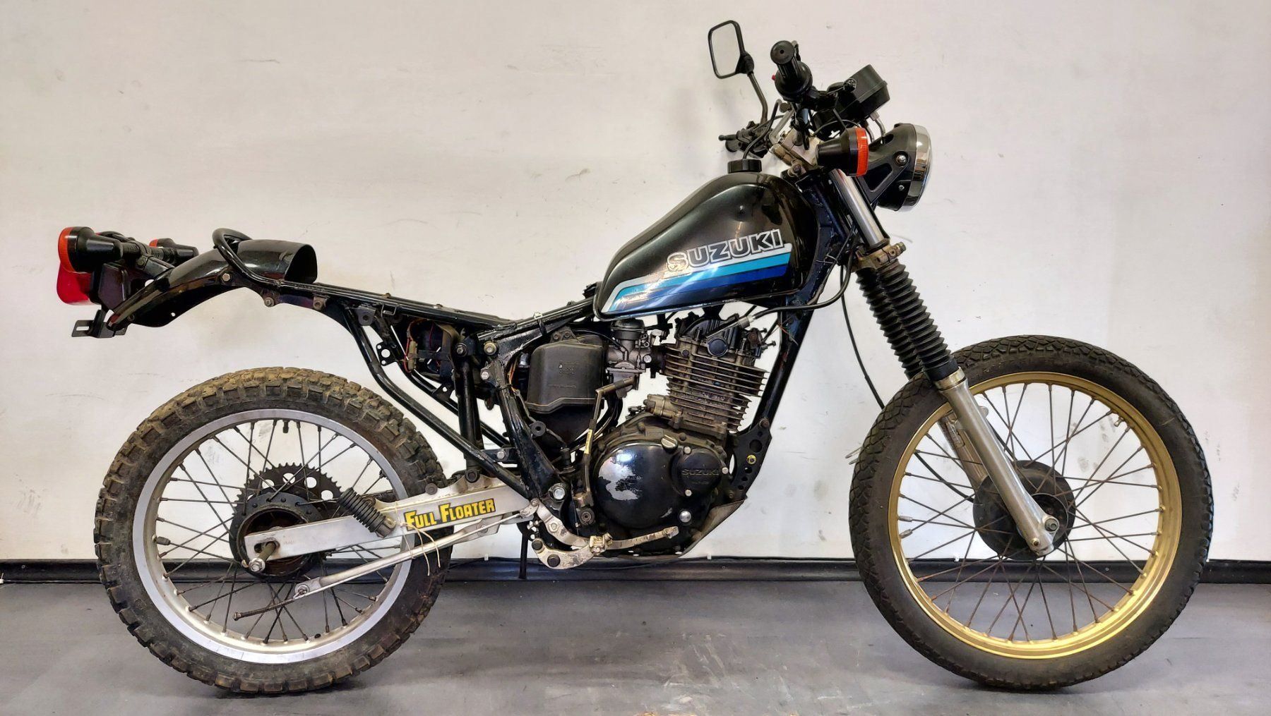 Suzuki dr 250 характеристики
