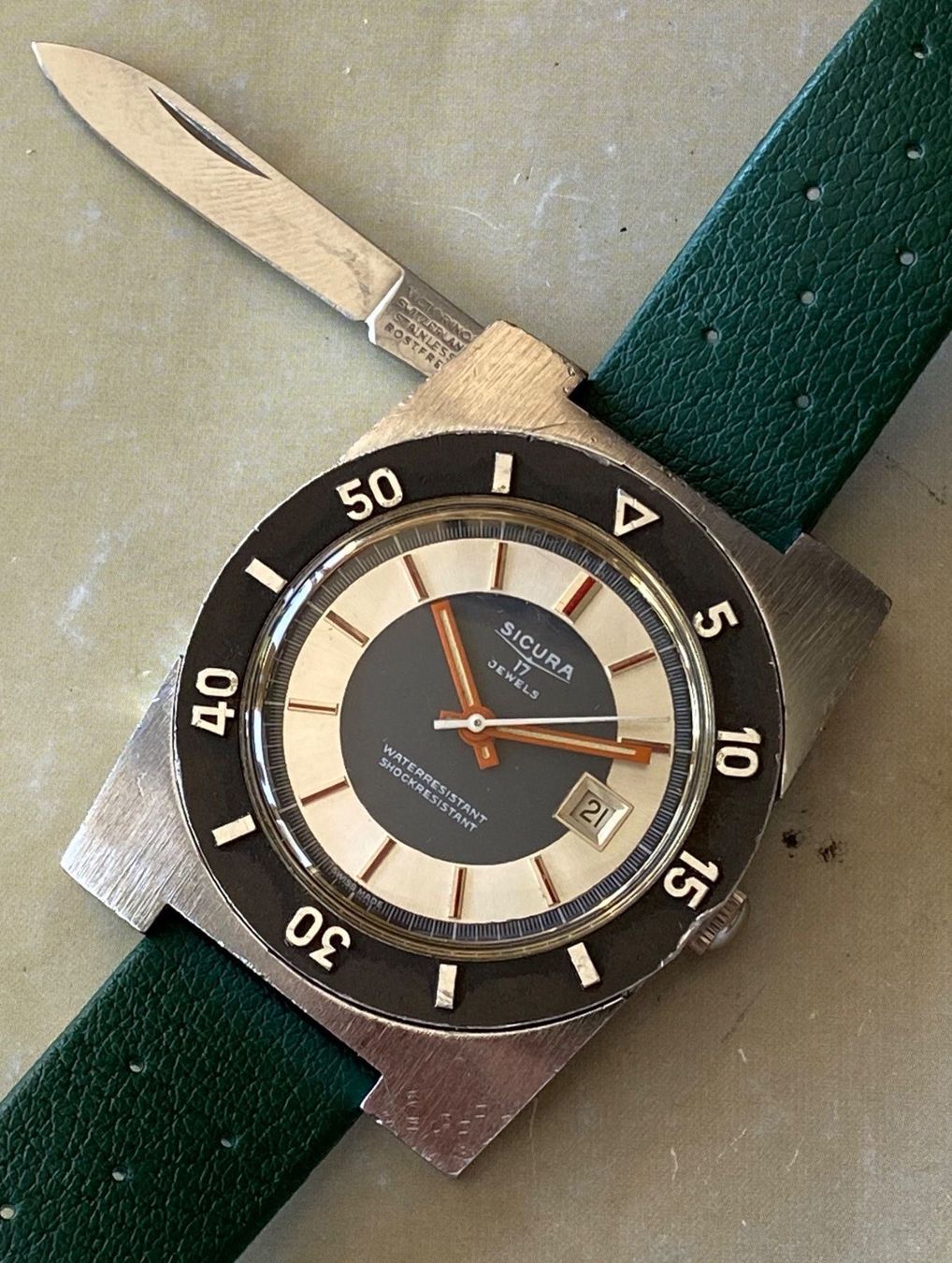 Rare 1970 SICURA SAFARI James Bond Knife kaufen auf Ricardo