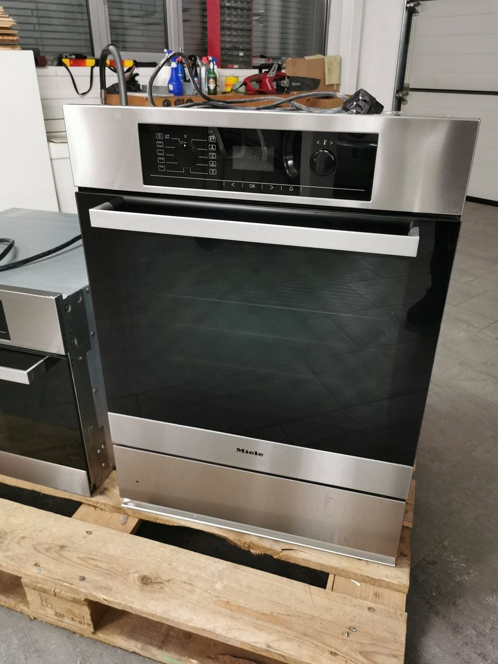 Miele Backofen 55cm mit Wärmeschublade kaufen auf Ricardo