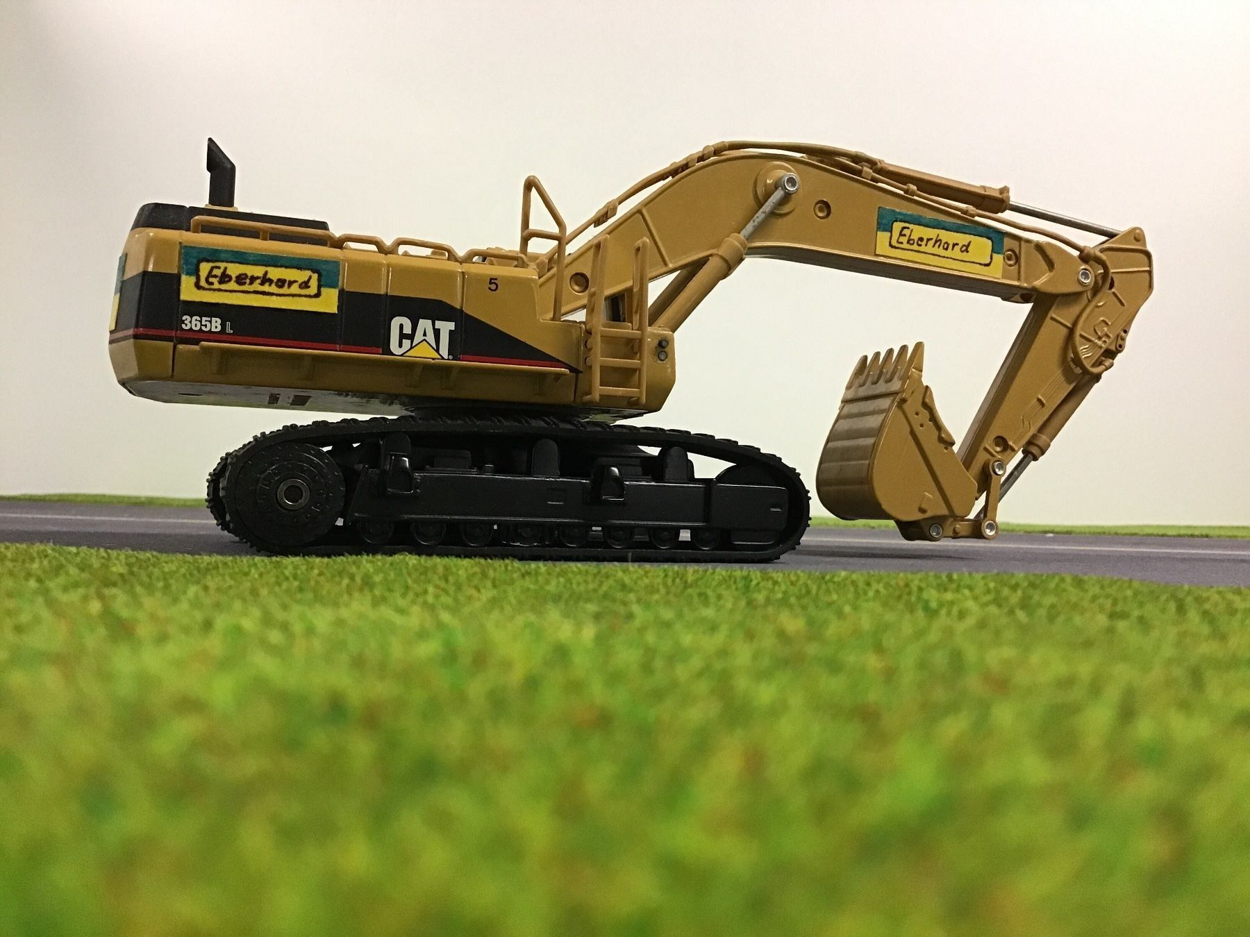 cat-365-bl-bagger-metall-1-50-comprare-su-ricardo