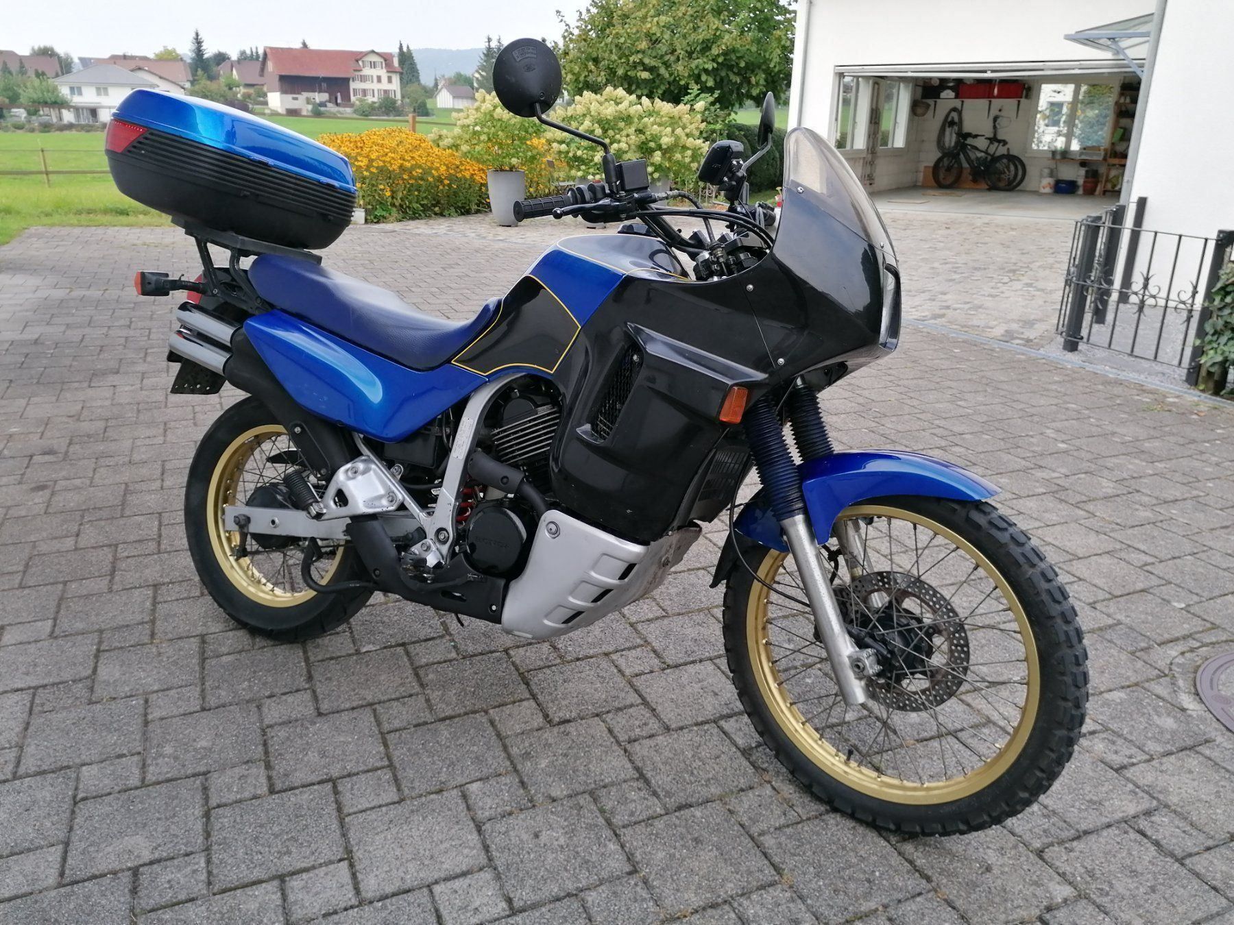 Мотоцикл honda transalp
