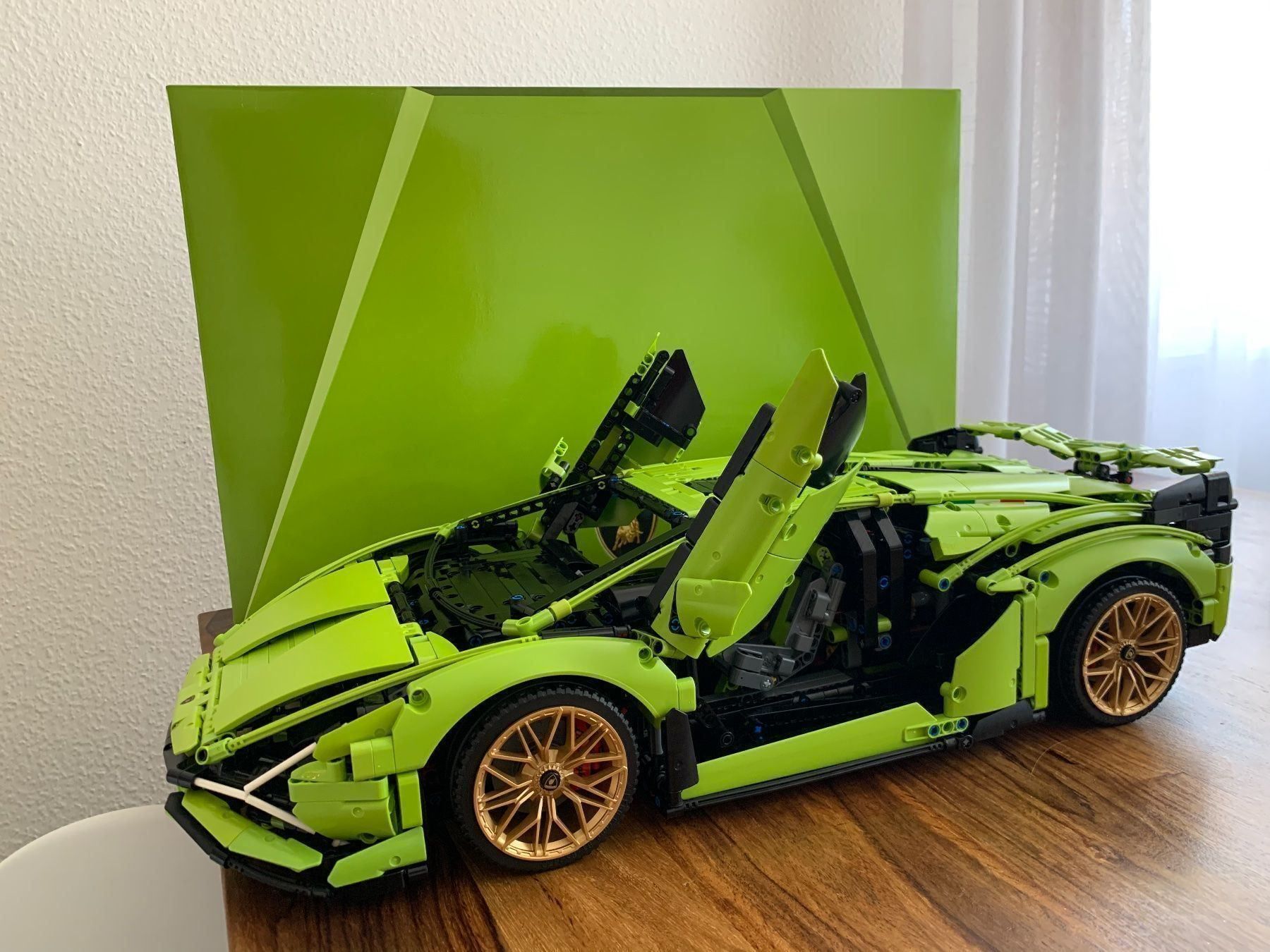 Lamborghini sian лего 42115