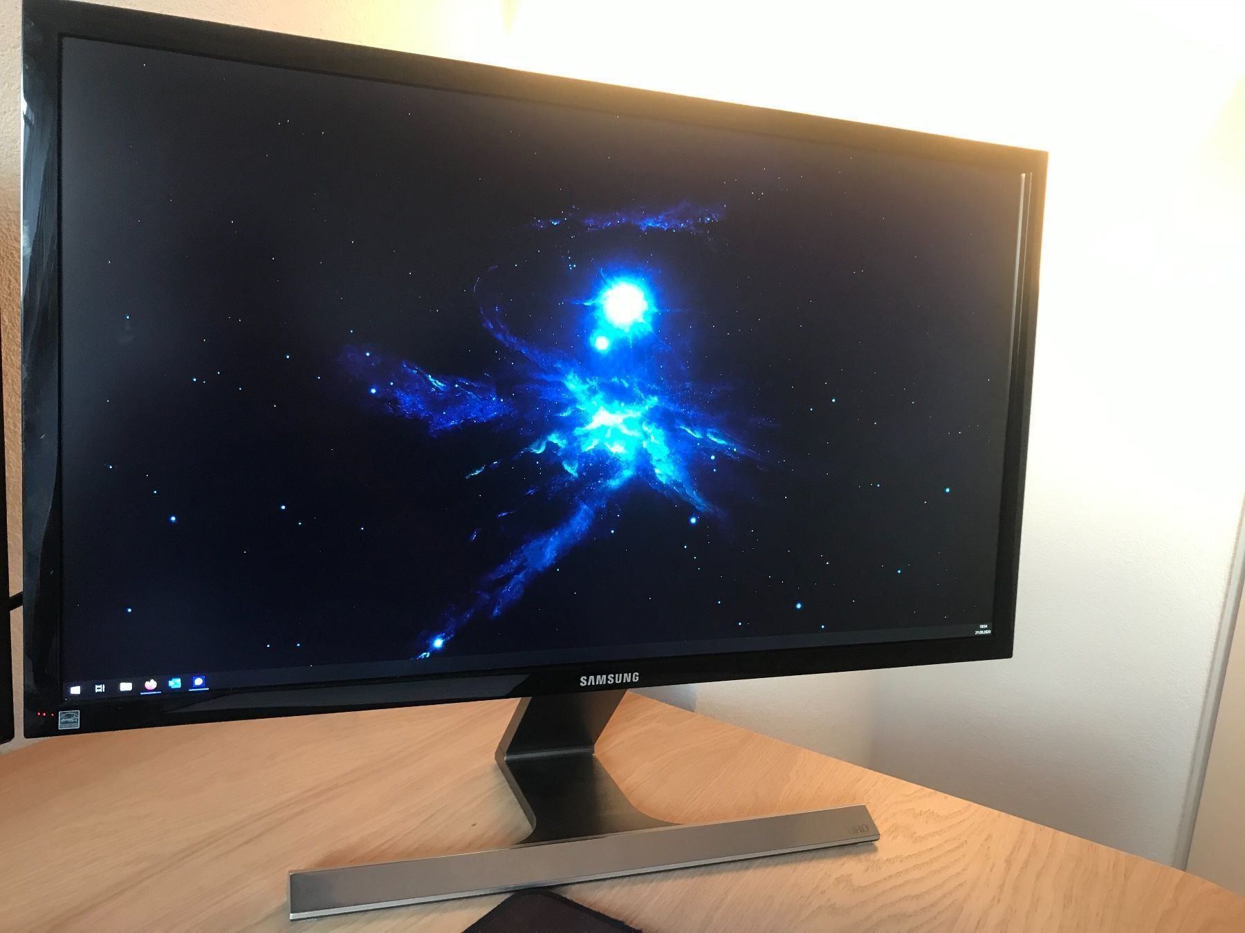 4k Monitor Samsung (28 Zoll) UHD Kaufen auf Ricardo