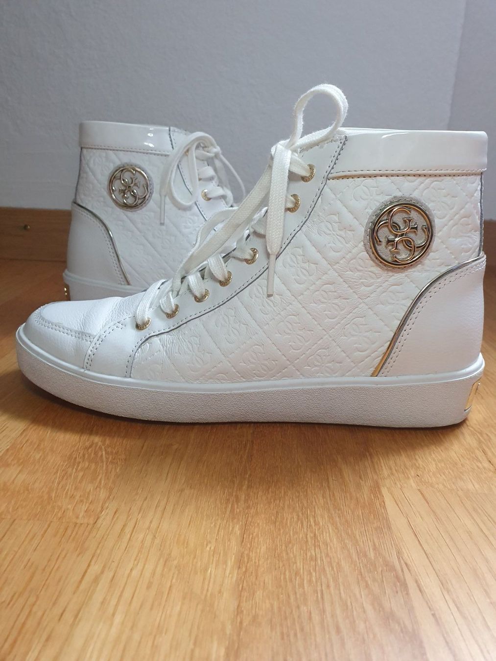 Guess sneaker damen weiß gold clearance