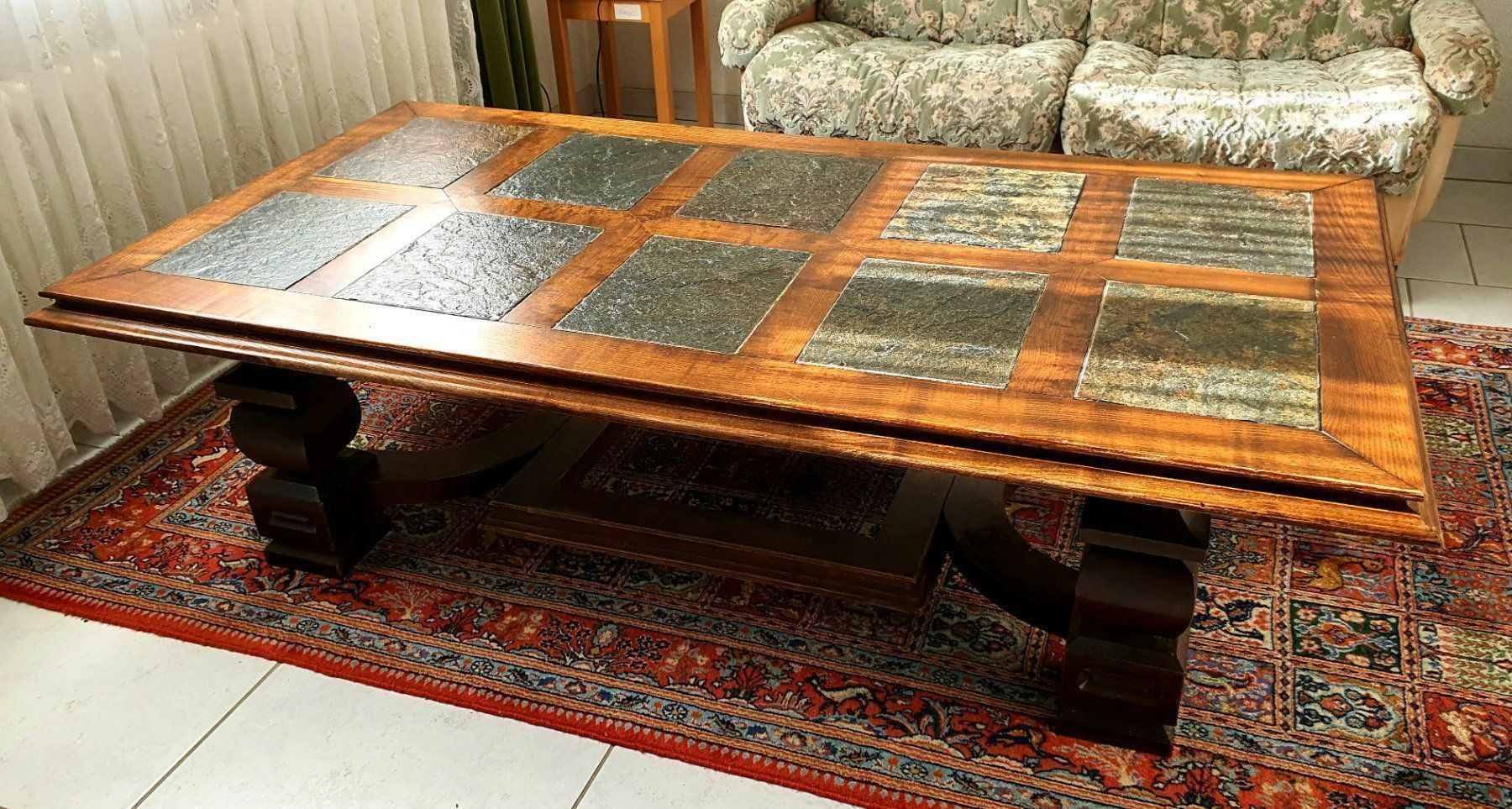Massiver Salon Tisch mit Steinplatten | Kaufen auf Ricardo