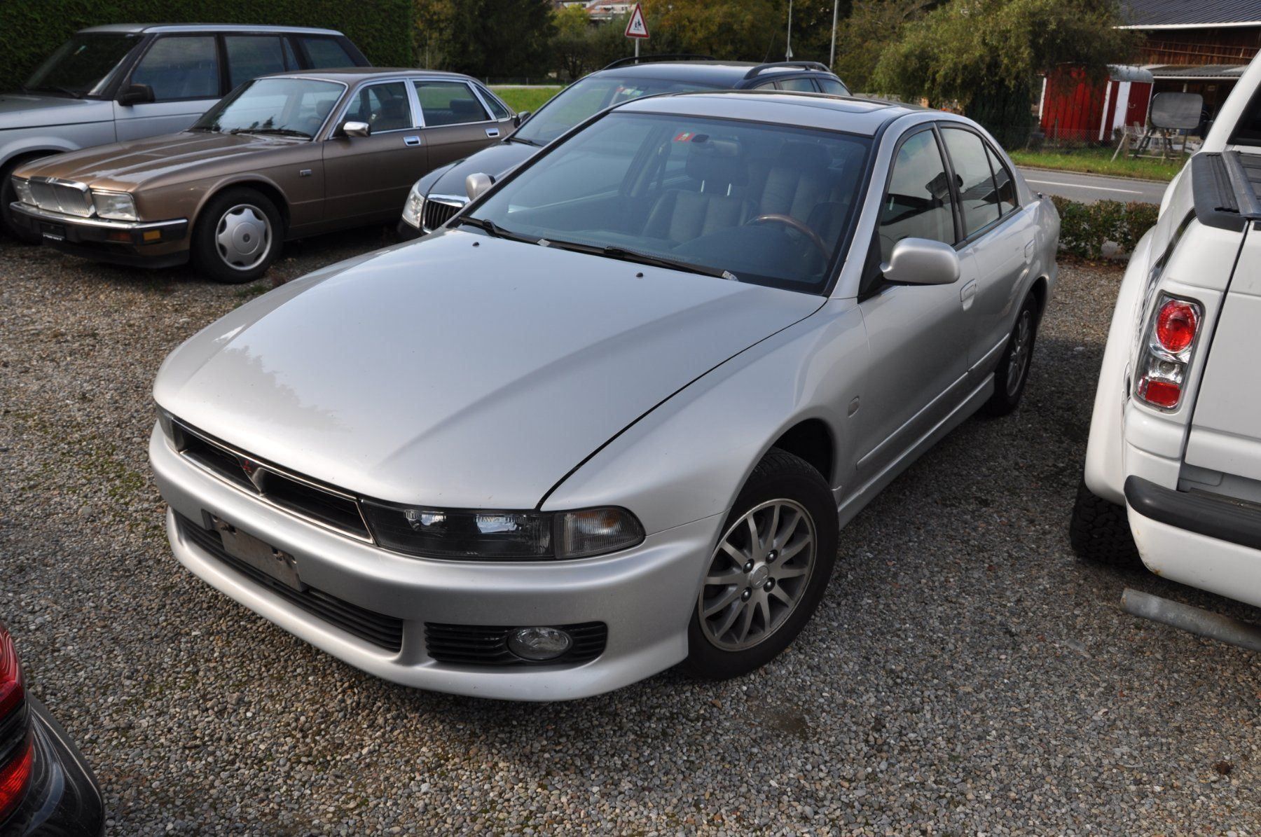 Mitsubishi galant 2