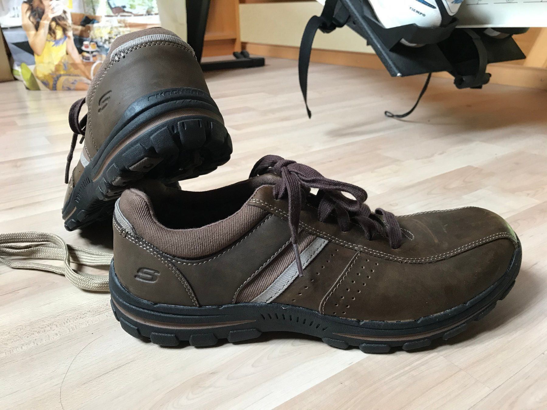 skechers gr 43