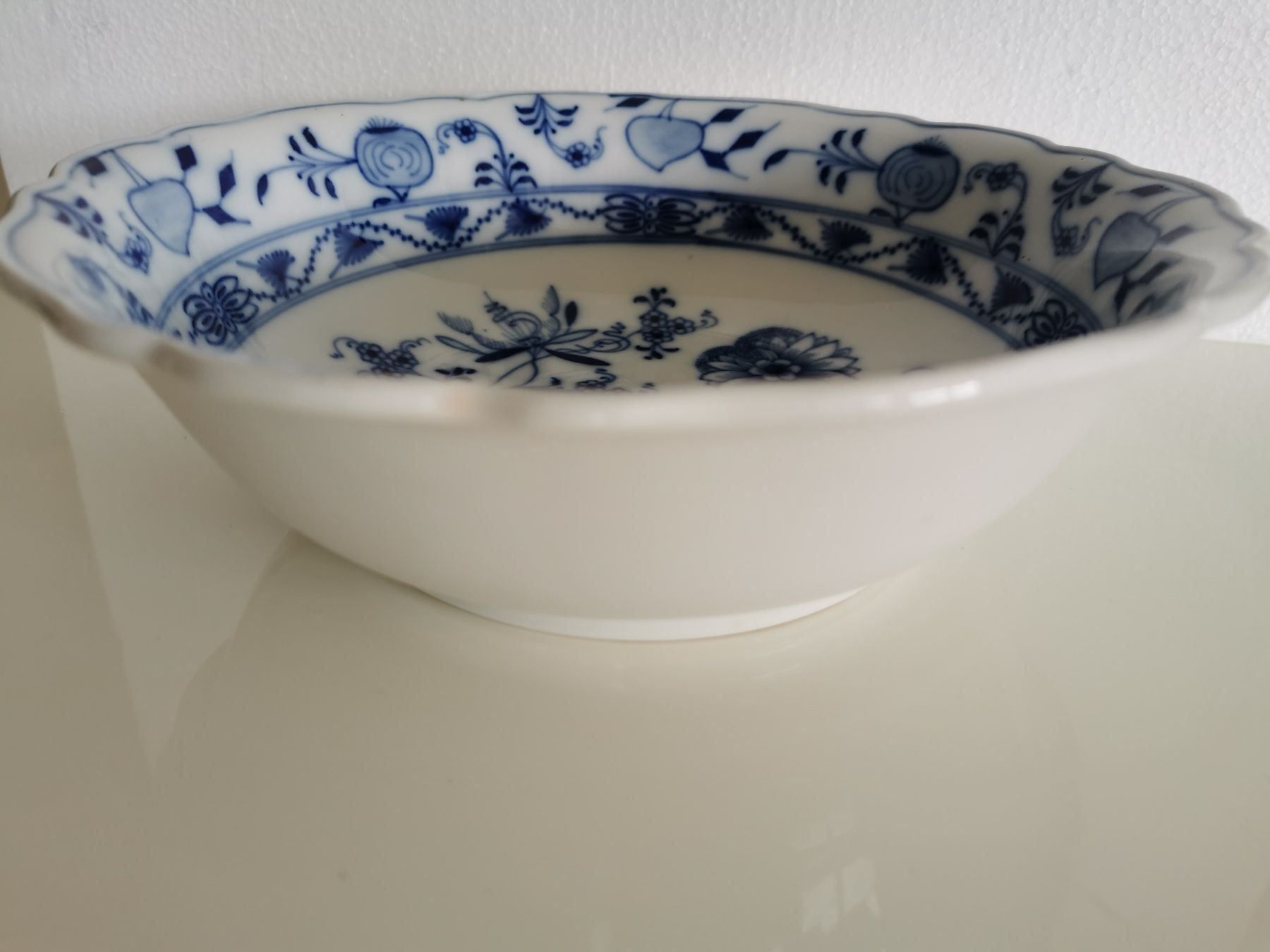 schüssel zwiebelmuster