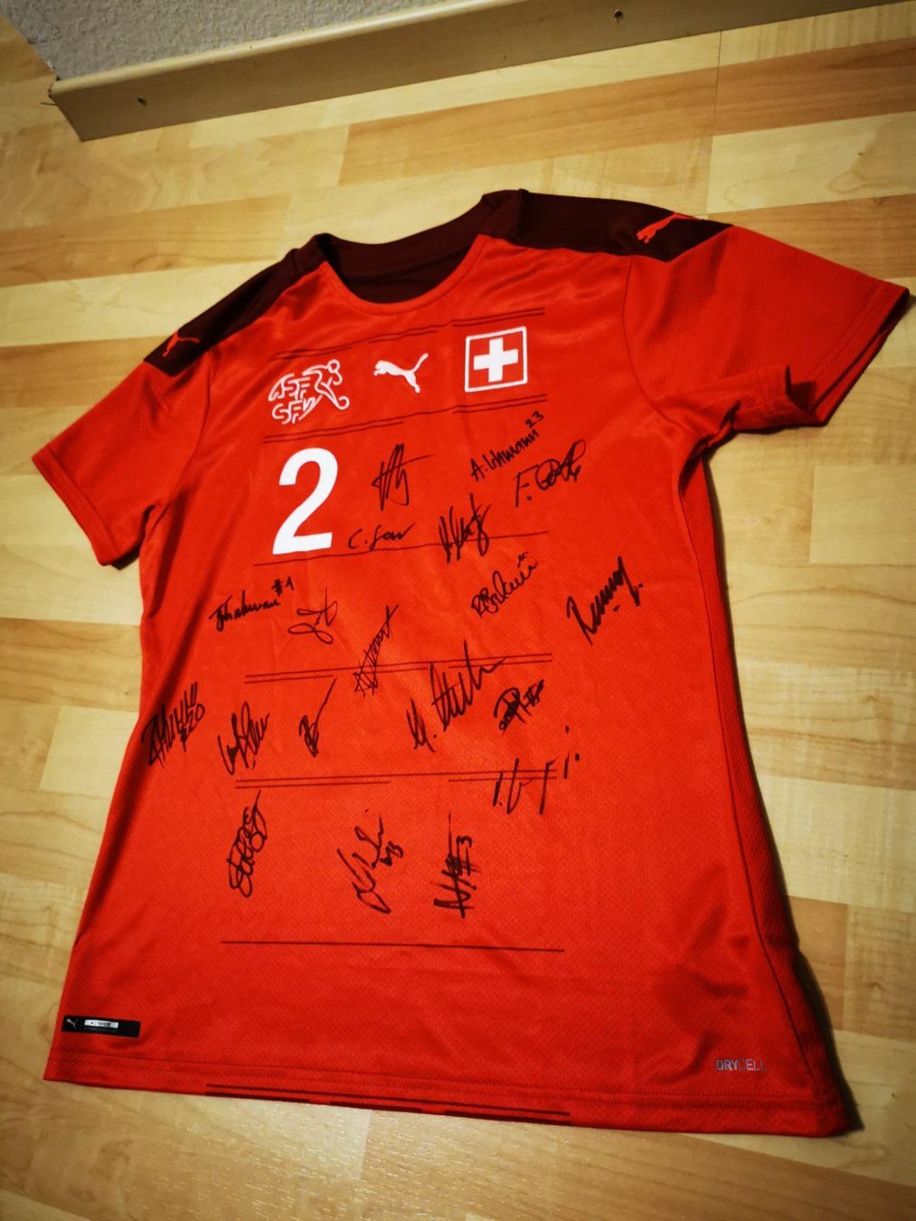 Schweizer Frauen Nati Fussball Shirt Kaufen Auf Ricardo
