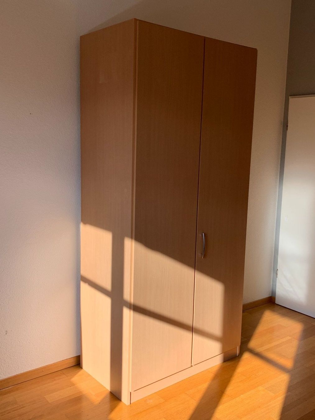 Kleiderschrank aus Holz | Kaufen auf Ricardo