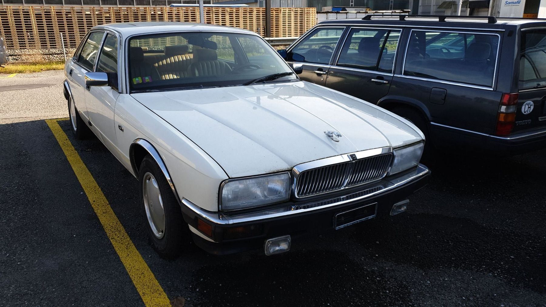 Jaguar XJ40 Sovereign | Kaufen auf Ricardo