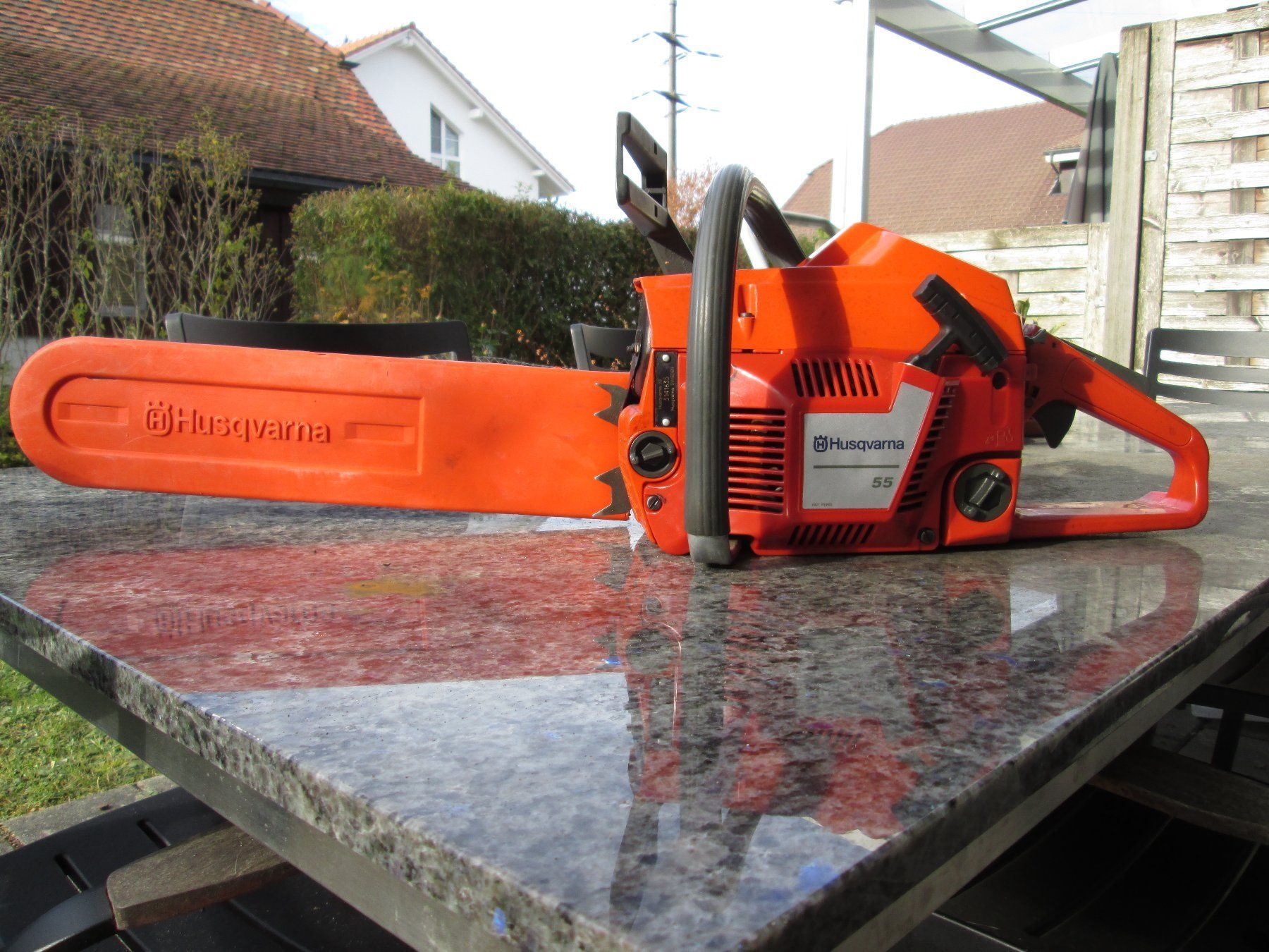 SECURA Sägeketten, 2 Stück – Passend Für Husqvarna 55, 45 Cm, 3/8 Zoll, 68 Treibglieder