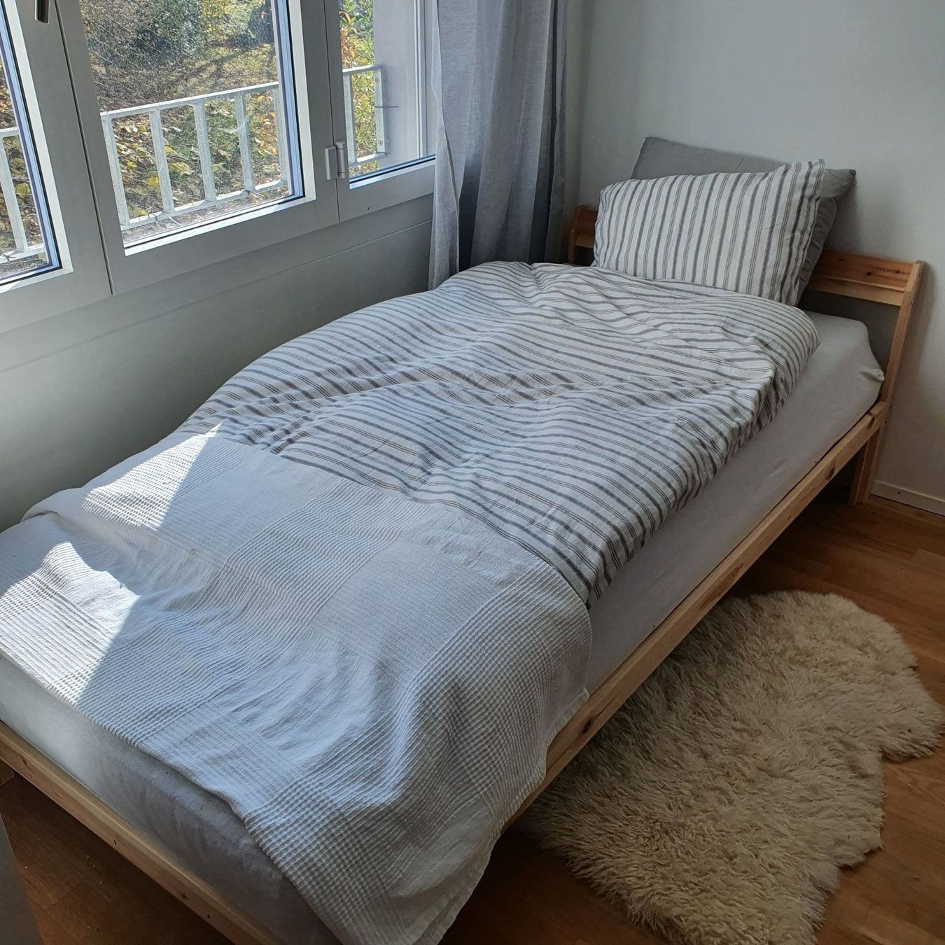 Ikea Neiden Bett Acheter sur Ricardo