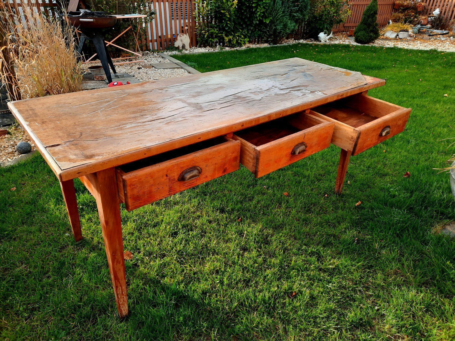 Grosser Kűchentisch mit 3 Schubladen | Acheter sur Ricardo