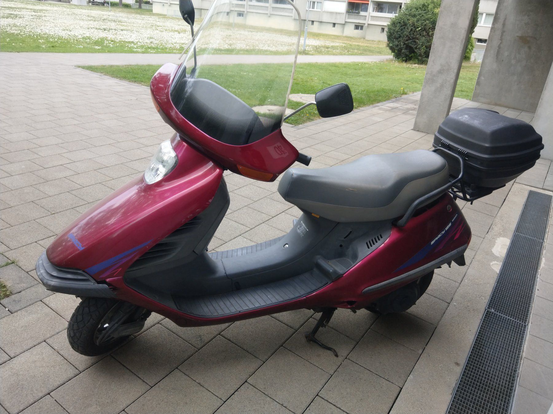 Скутер honda spacy
