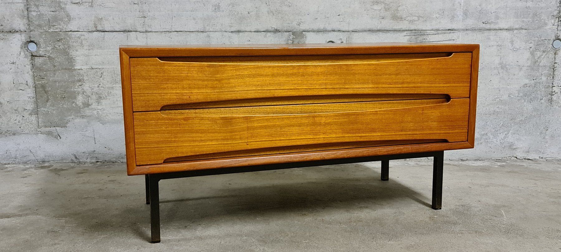 Vintage dänische Teakholz Kommode | Kaufen auf Ricardo