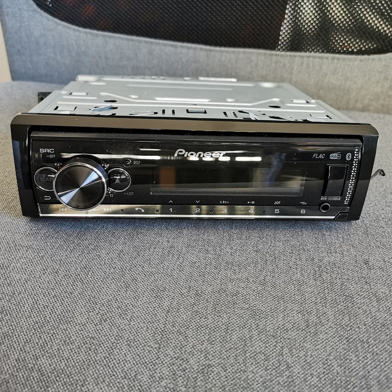 Autoradio Pioneer MVH-S520DAB | Kaufen auf Ricardo