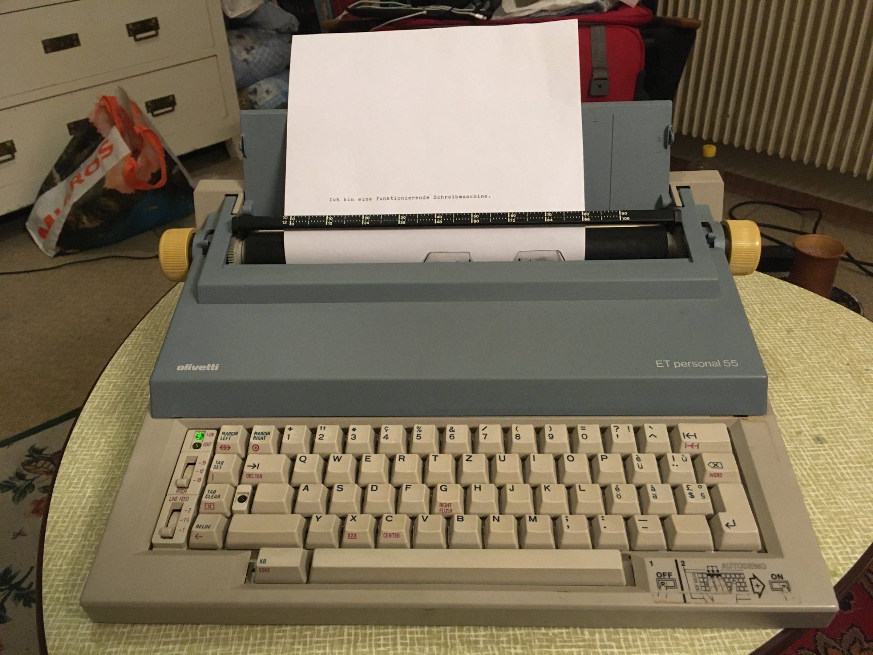 Prospekt und technische Information Olivetti ET 225 Schreibmaschine *416 