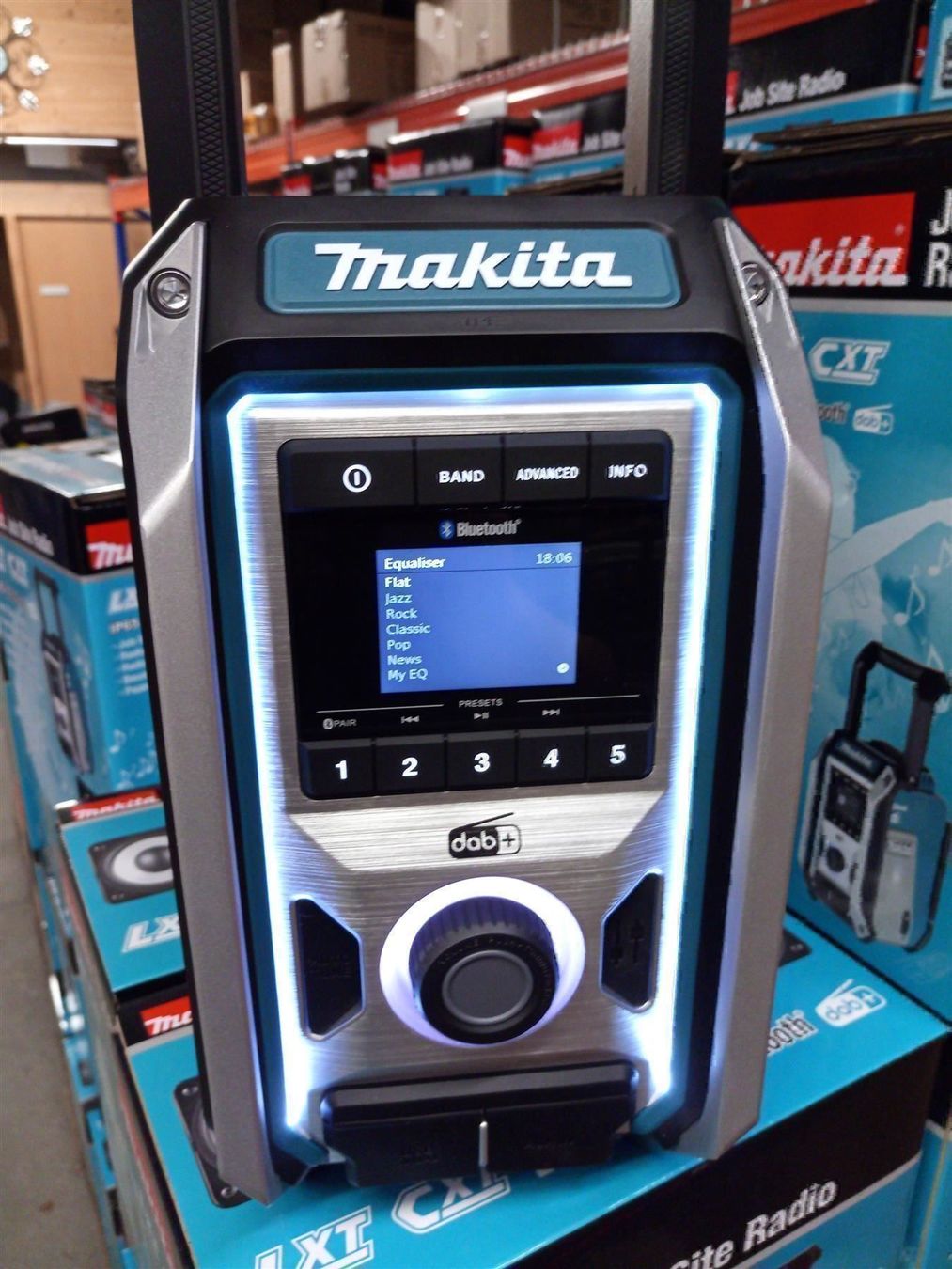 Makita DMR115 DAB+ Radio Kaufen auf Ricardo