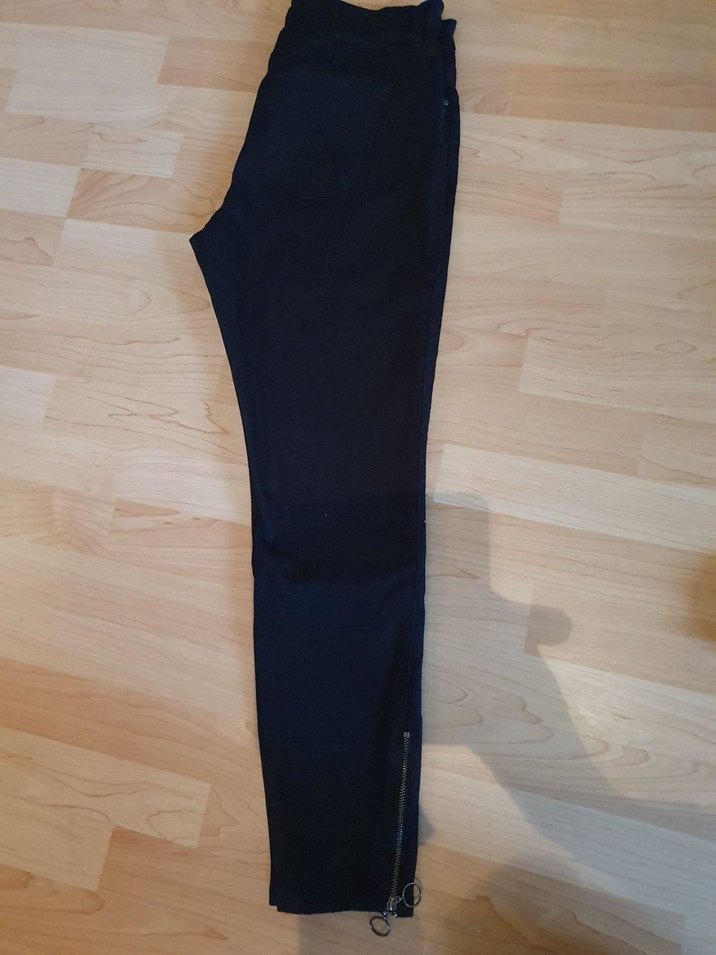 Schwarze Skinny Hose Gr 42 Kaufen Auf Ricardo