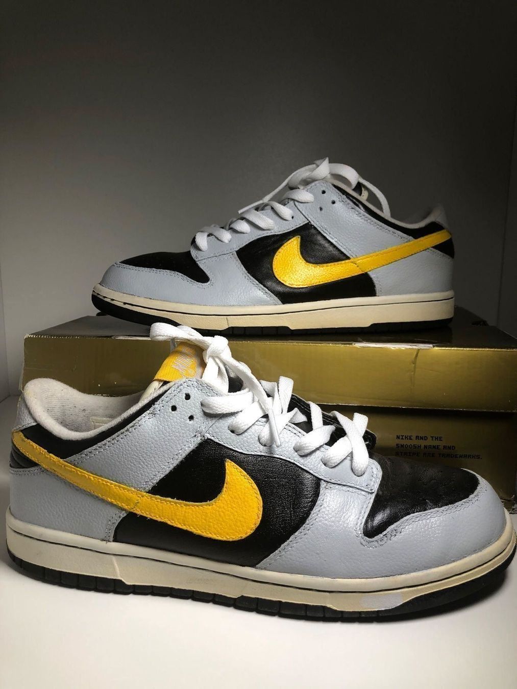 dunk low varsity maize