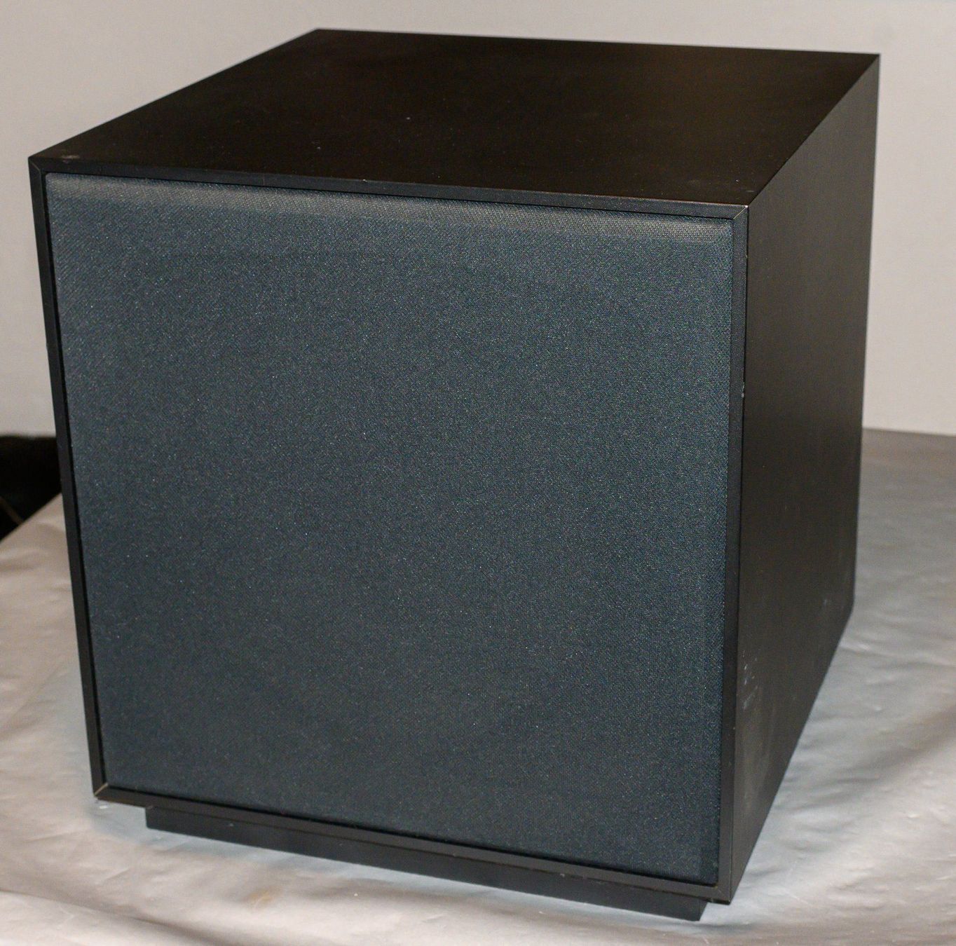 Subwoofer Revox Piccolobass Kaufen auf Ricardo